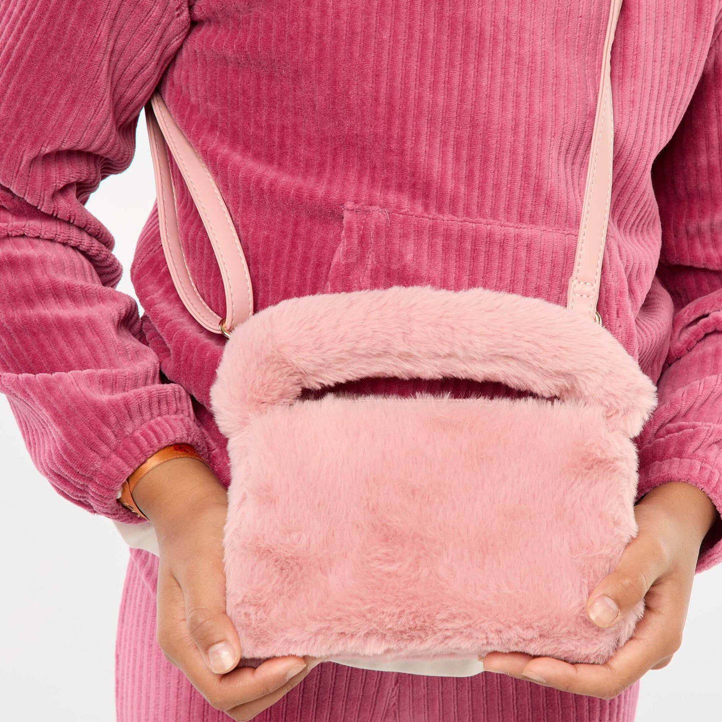Bolso efecto pelo ROSA
