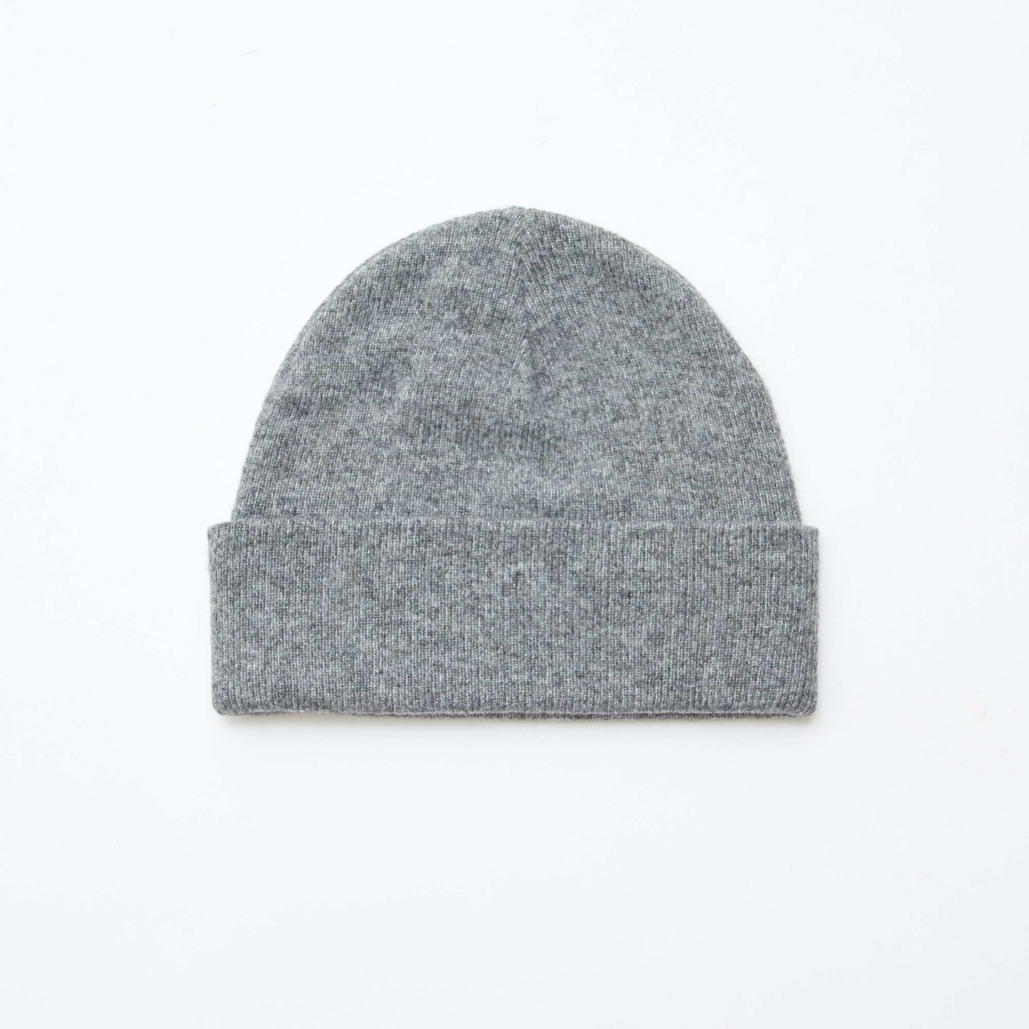 Gorro con vuelta GRIS