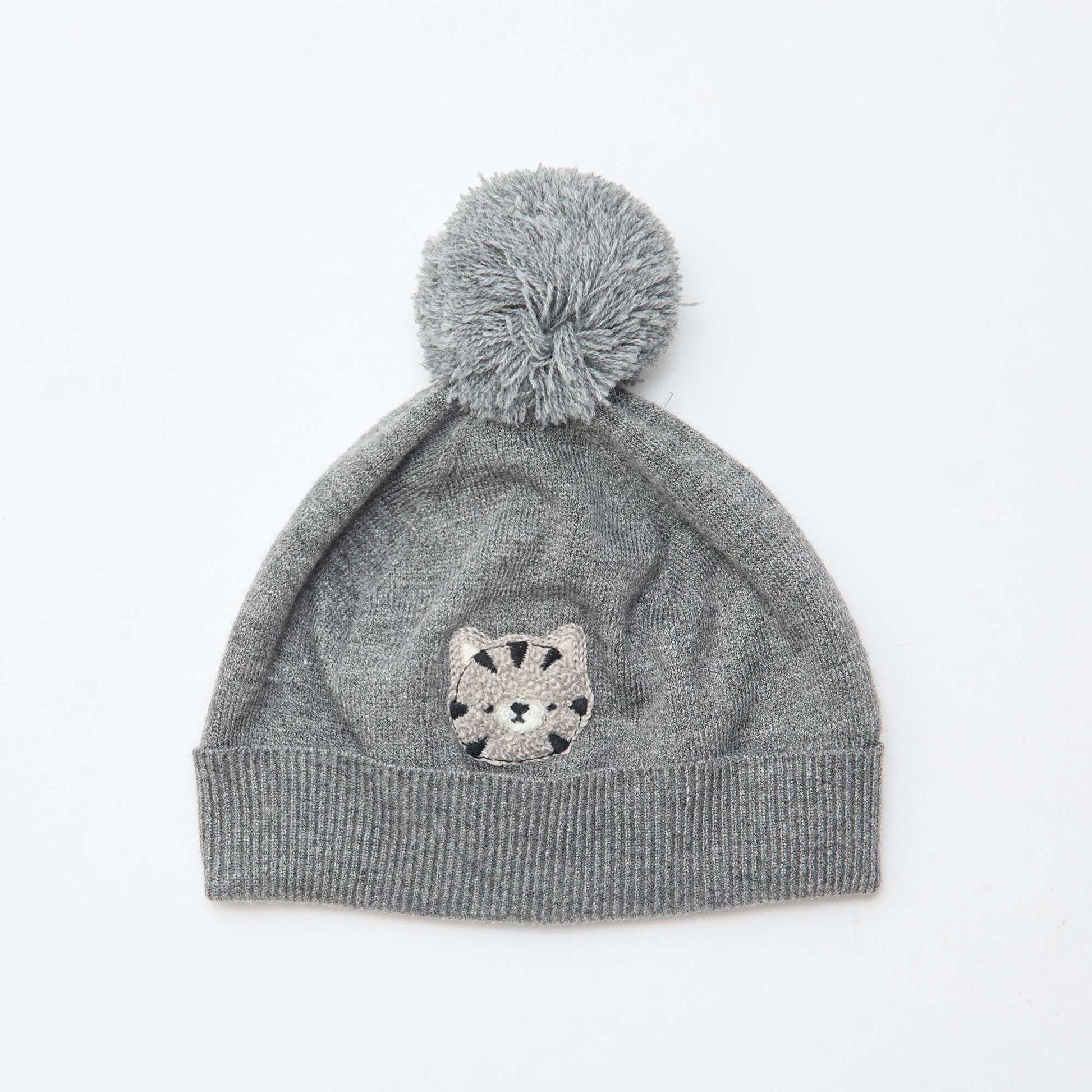 Gorro de punto con pompón GRIS