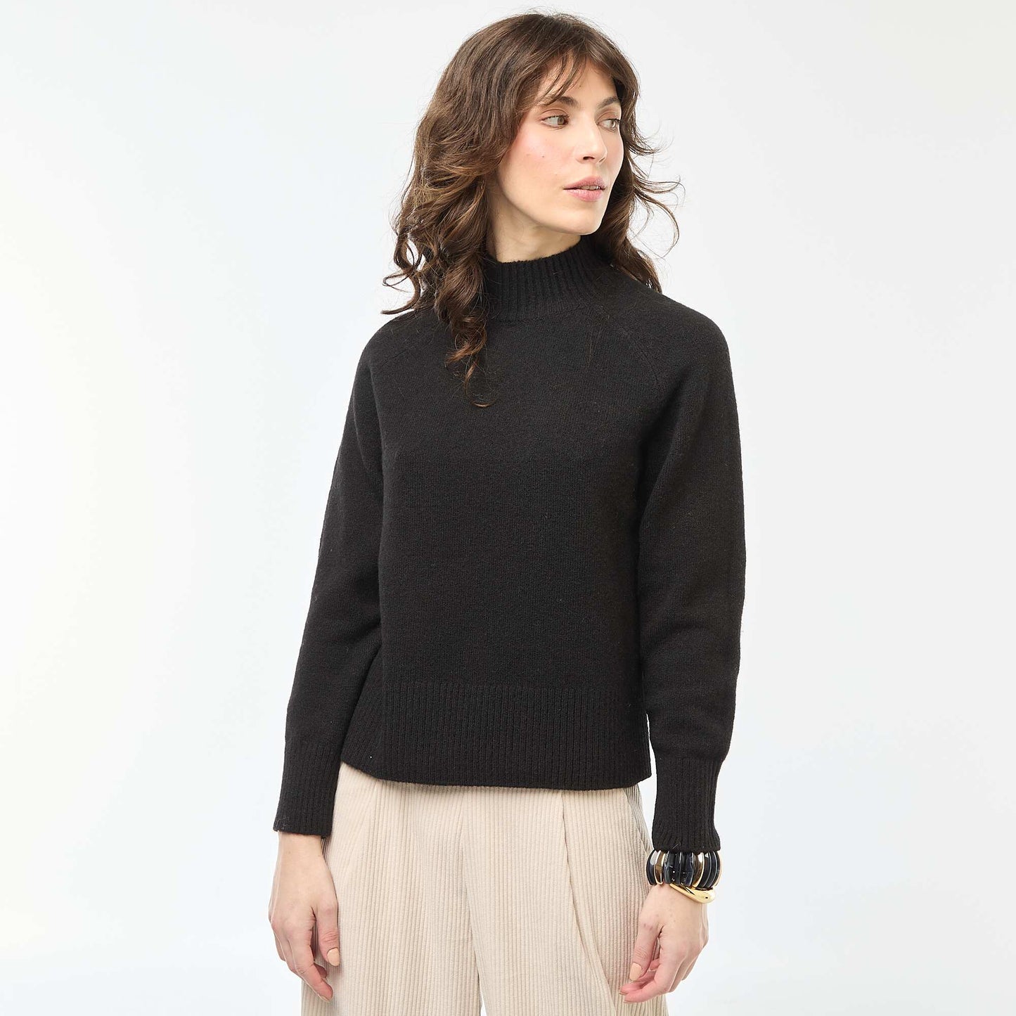 Sweater de punto con cuello alto NEGRO