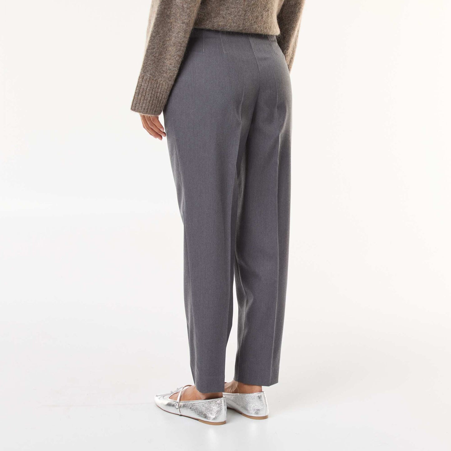 Pantalón recto de tiro alto GRIS