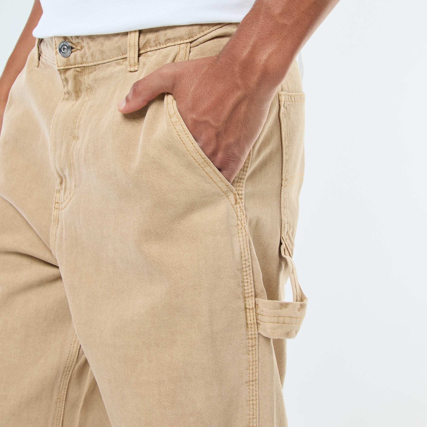 Pantalón jean estilo carpintero BEIGE