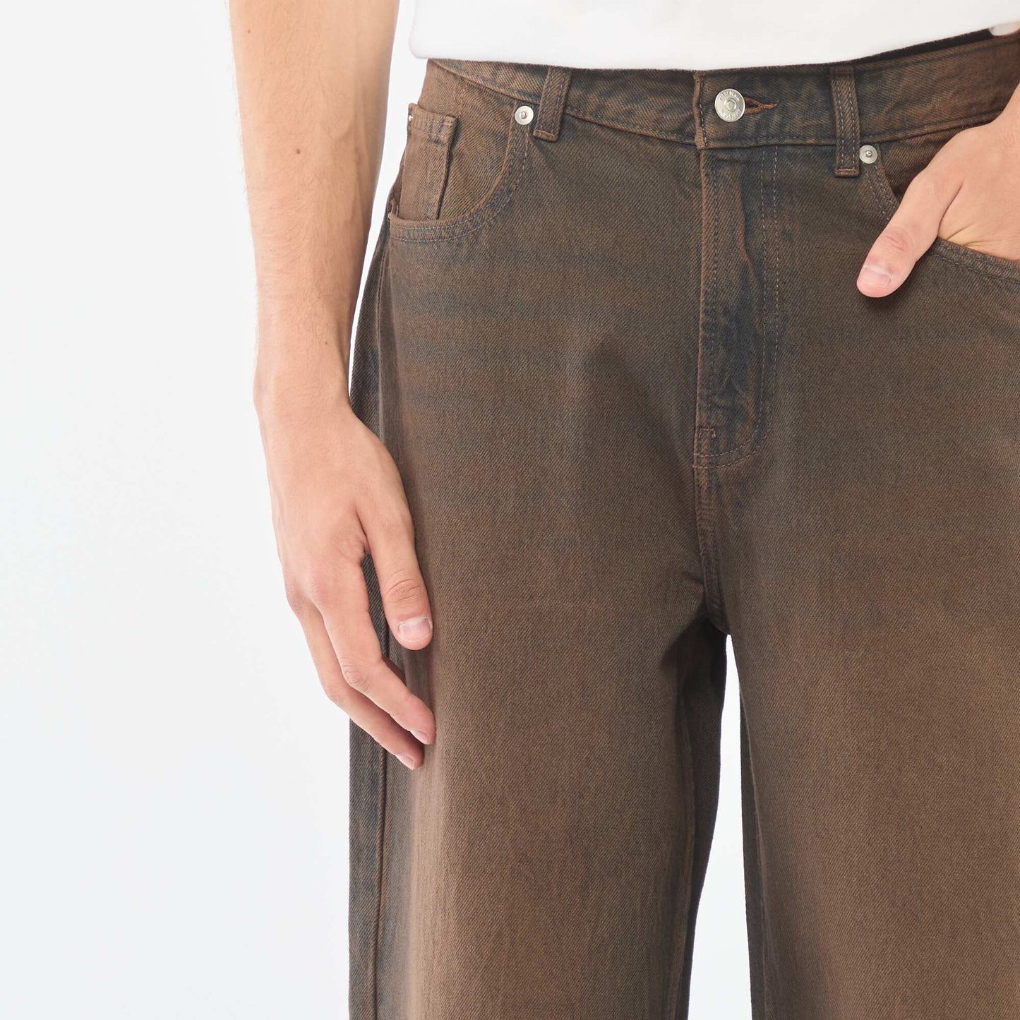 Jean ancho tipo baggy con 5 bolsillos NEGRO