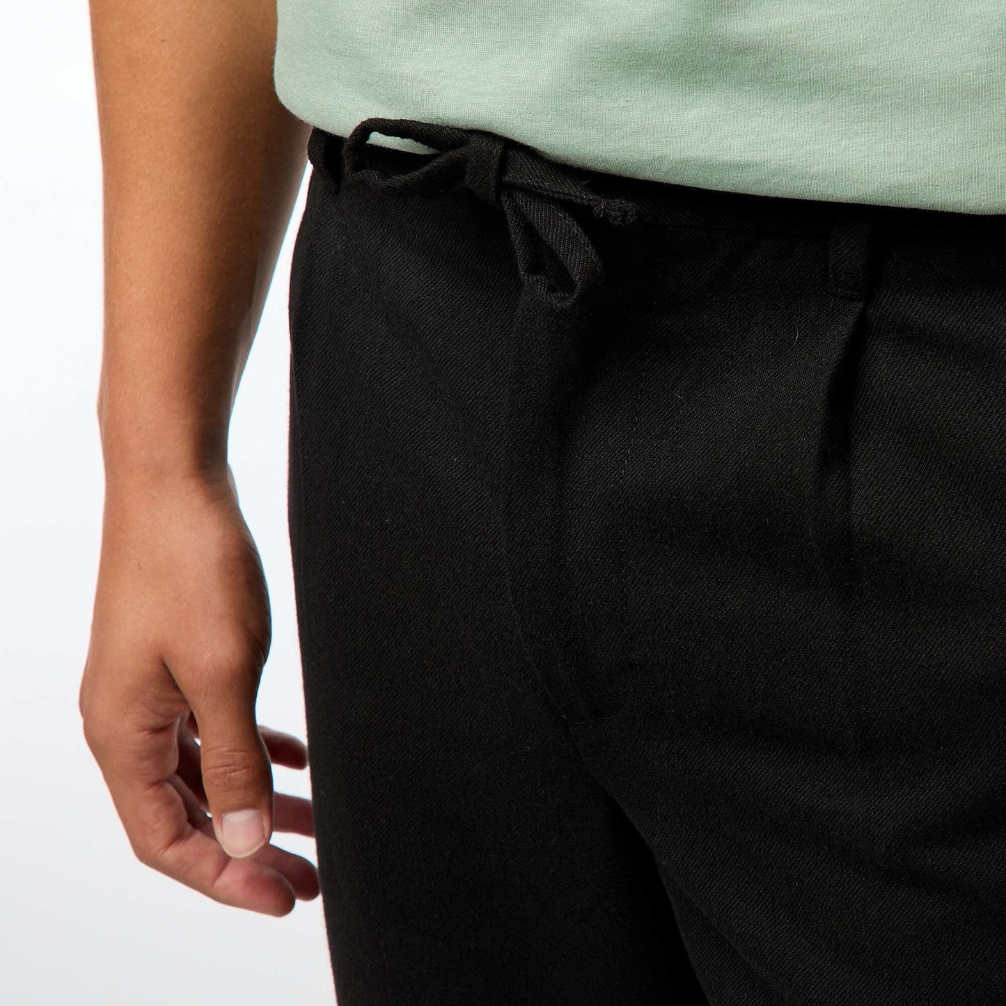 Chino ancho liso NEGRO