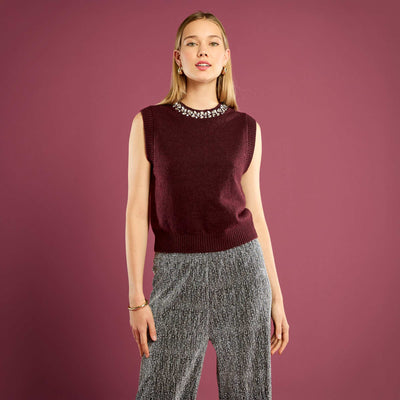 Sweater sin mangas con cuello joya ROJO