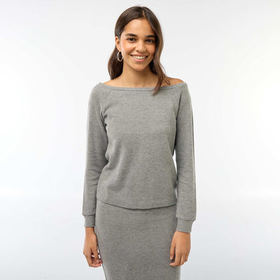 Camiseta de punto suave con cuello Bardot GRIS