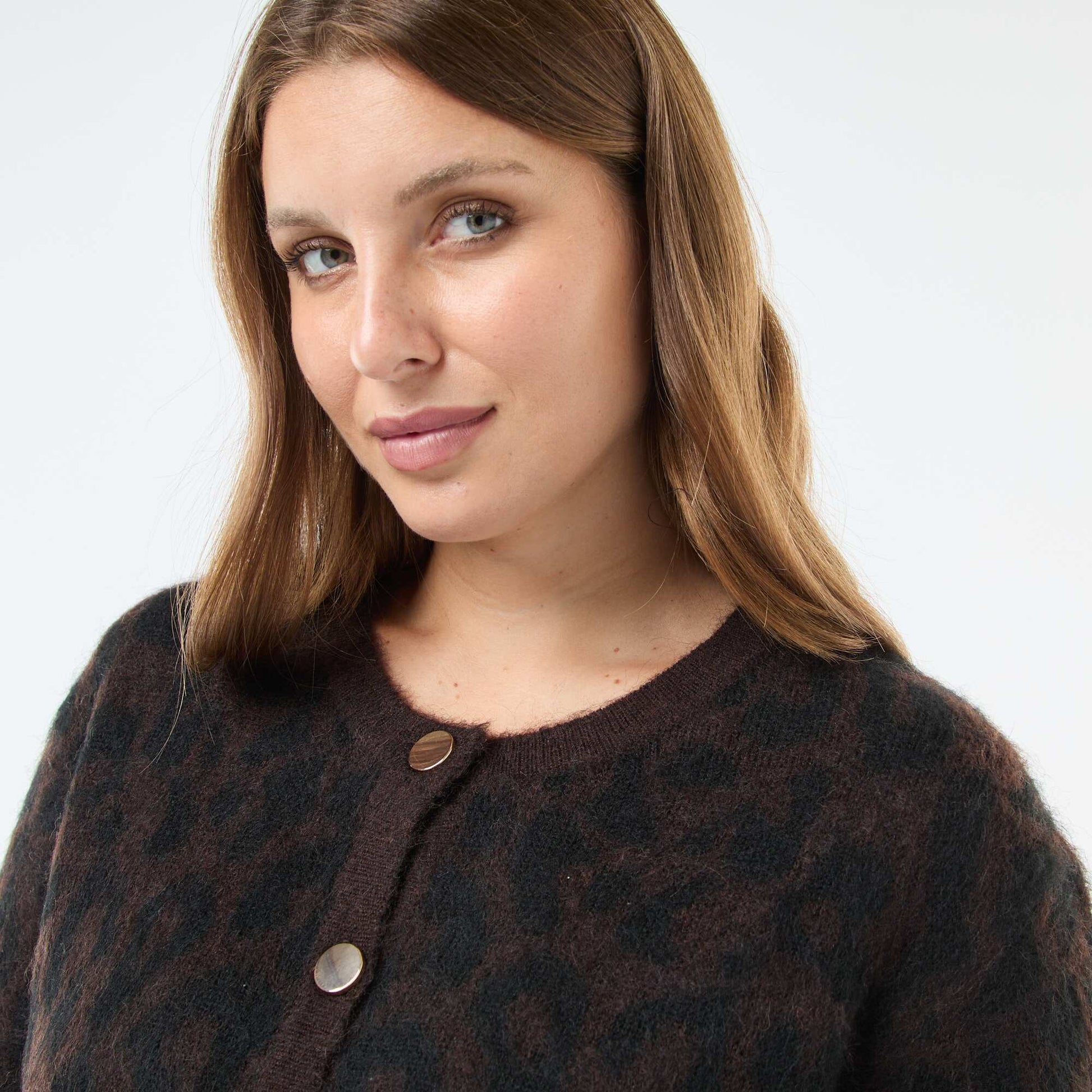 Cárdigan suave con estampado de leopardo BEIGE