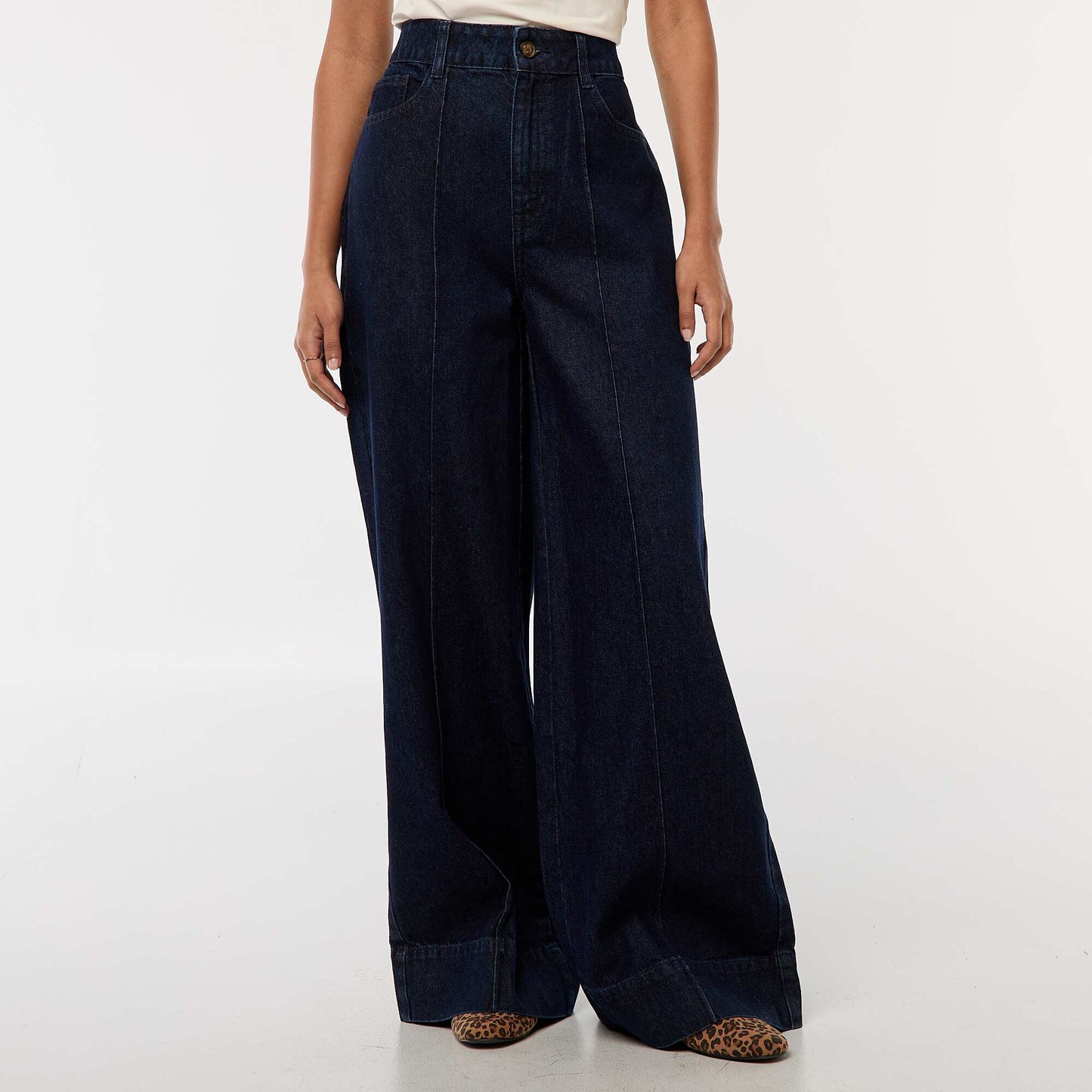 Jean corte wide leg con 5 bolsillos AZUL