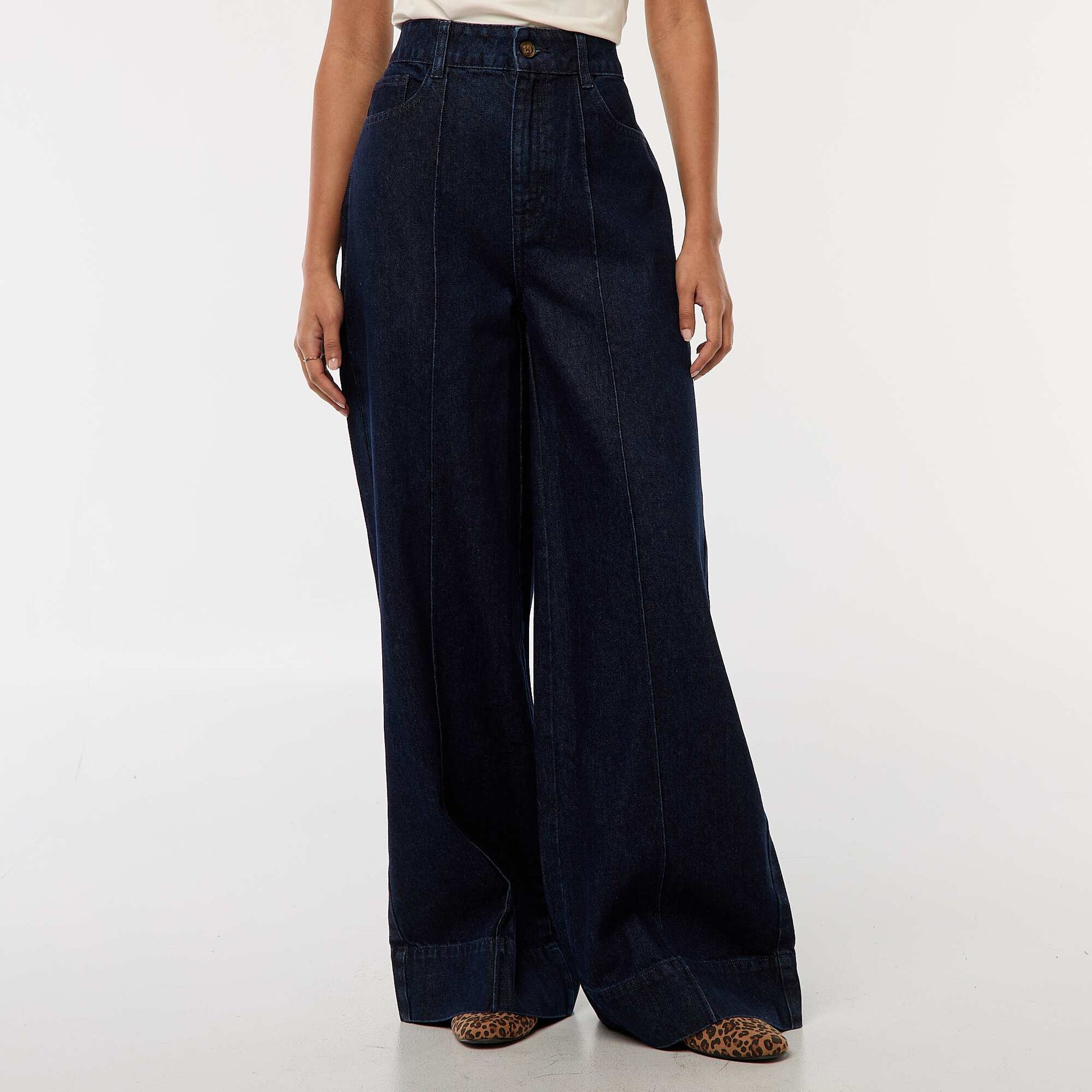 Jean corte wide leg con 5 bolsillos AZUL