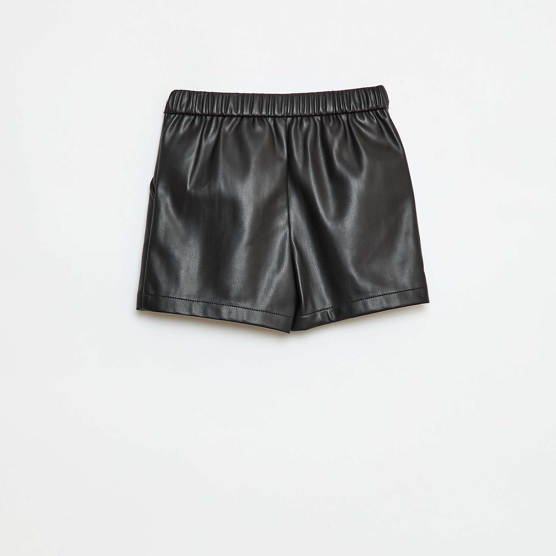 Short corto de polipiel NEGRO