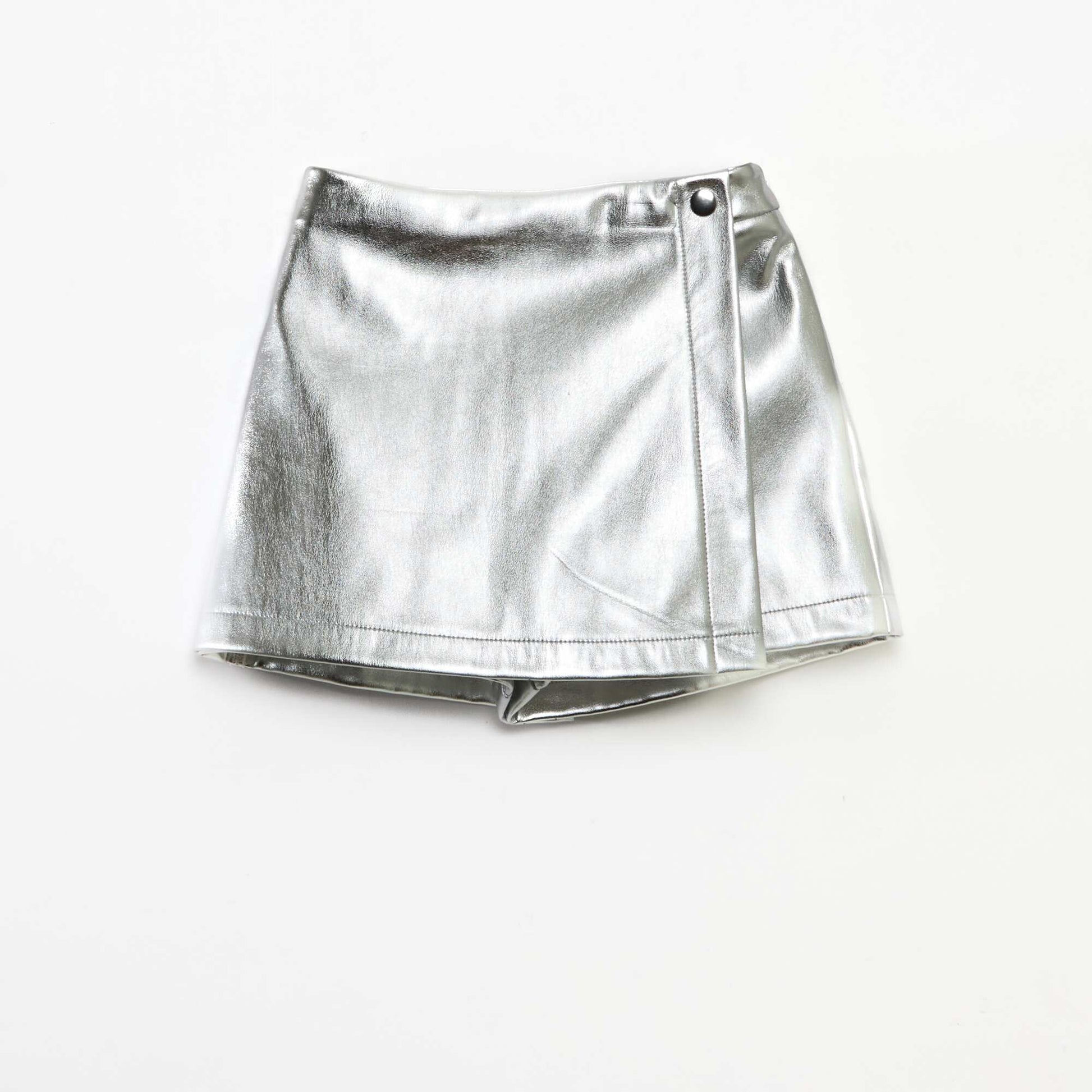 Falda corta de polipiel GRIS