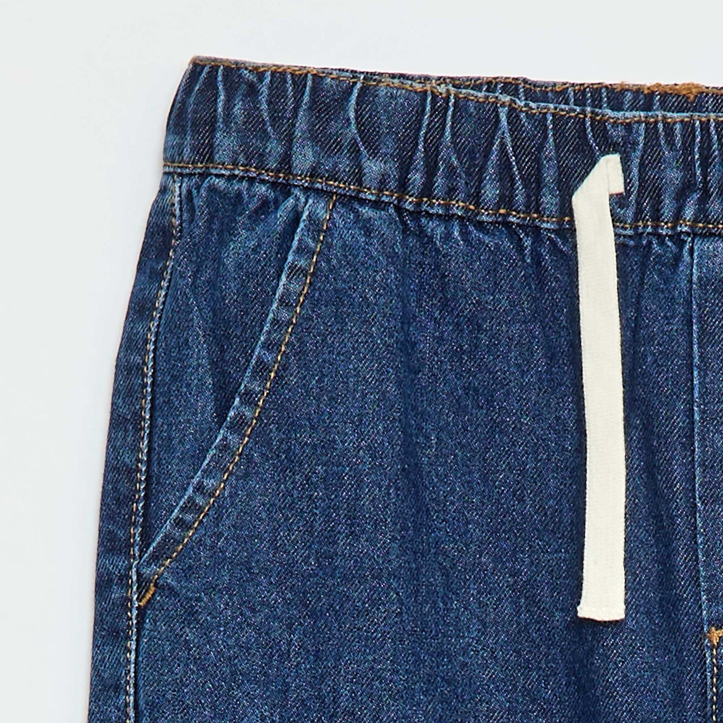 Pantalón denim corte jogger AZUL