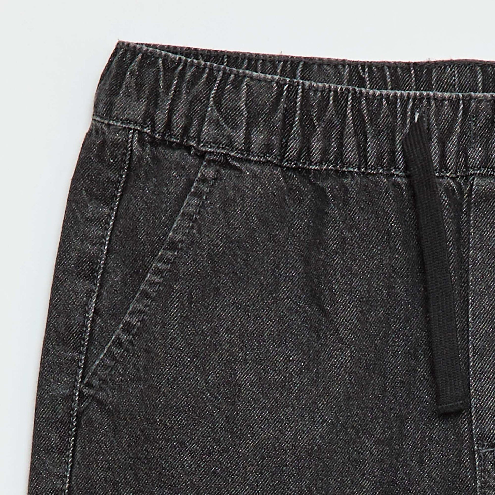 Pantalón denim corte jogger GRIS