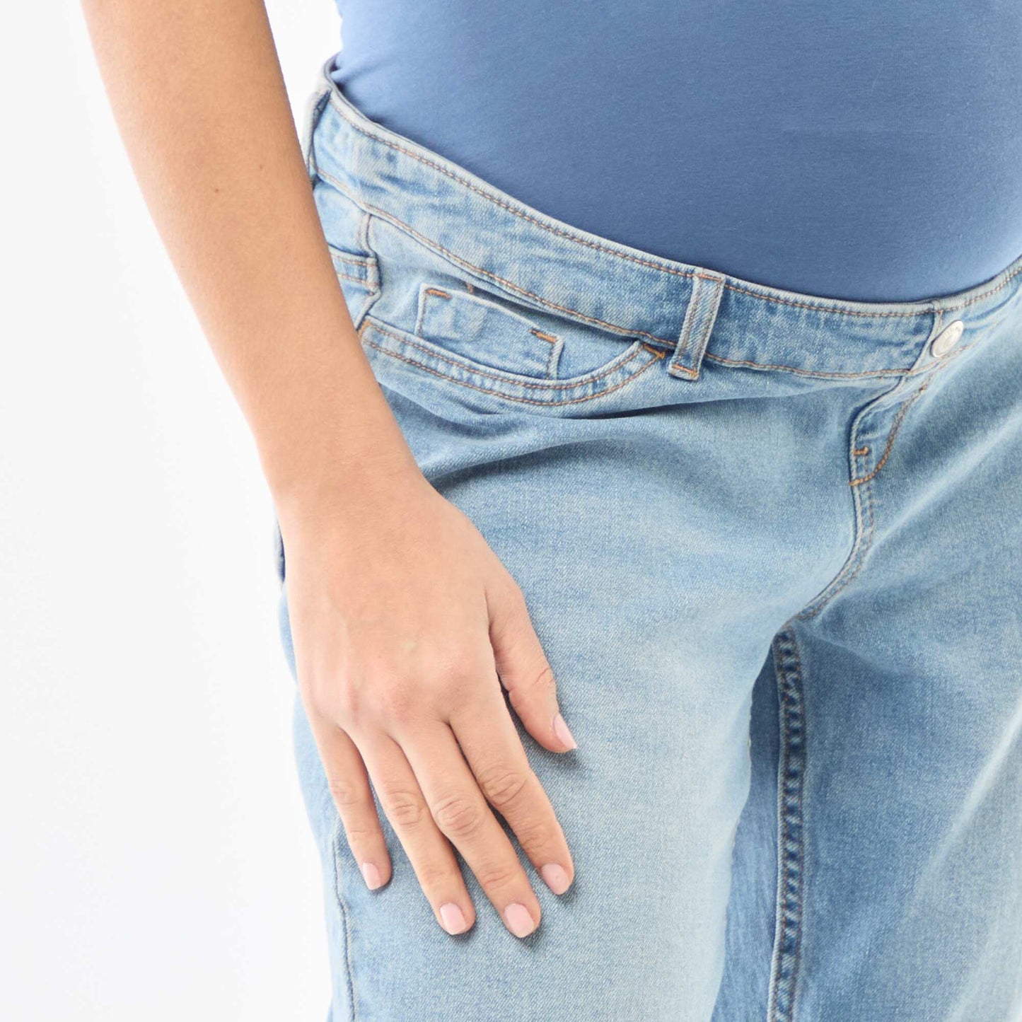 Jeans de maternidad corte mom AZUL