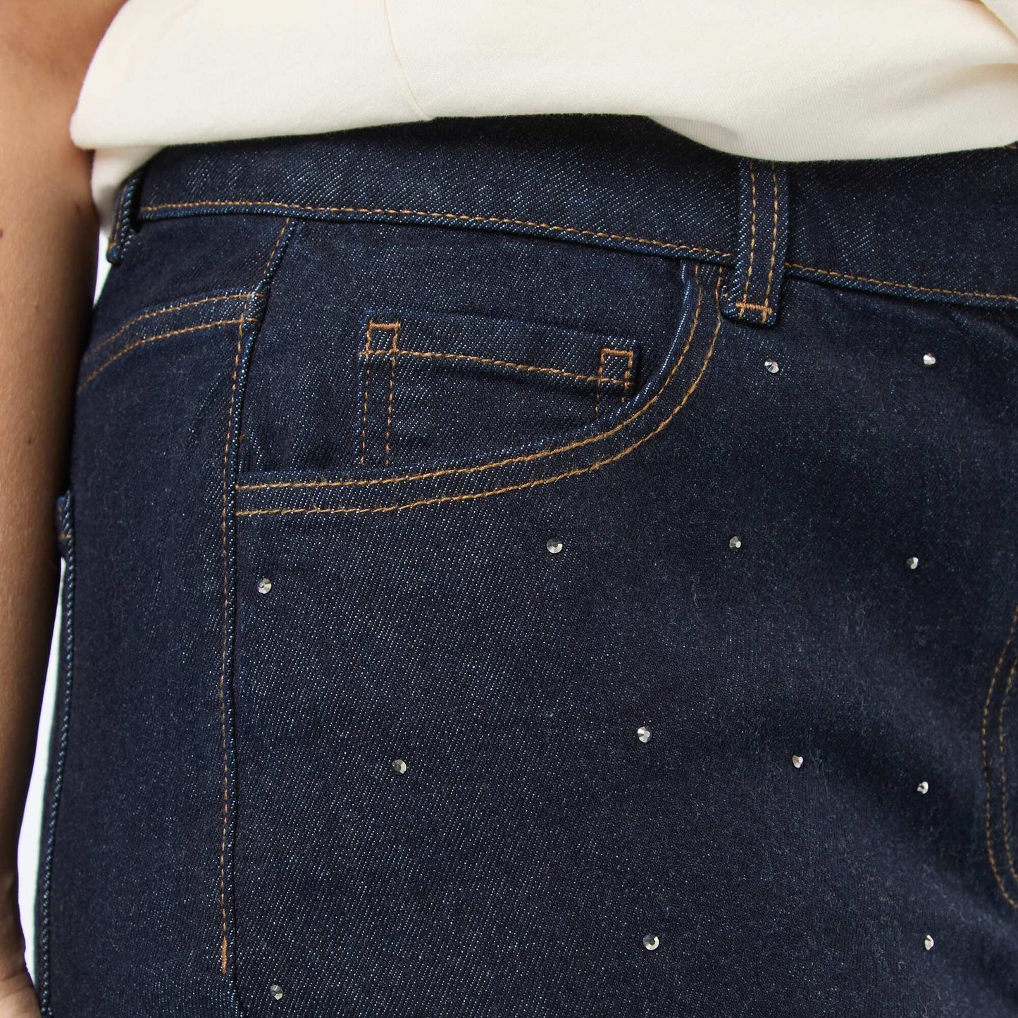 Jean de tiro alto con strass AZUL