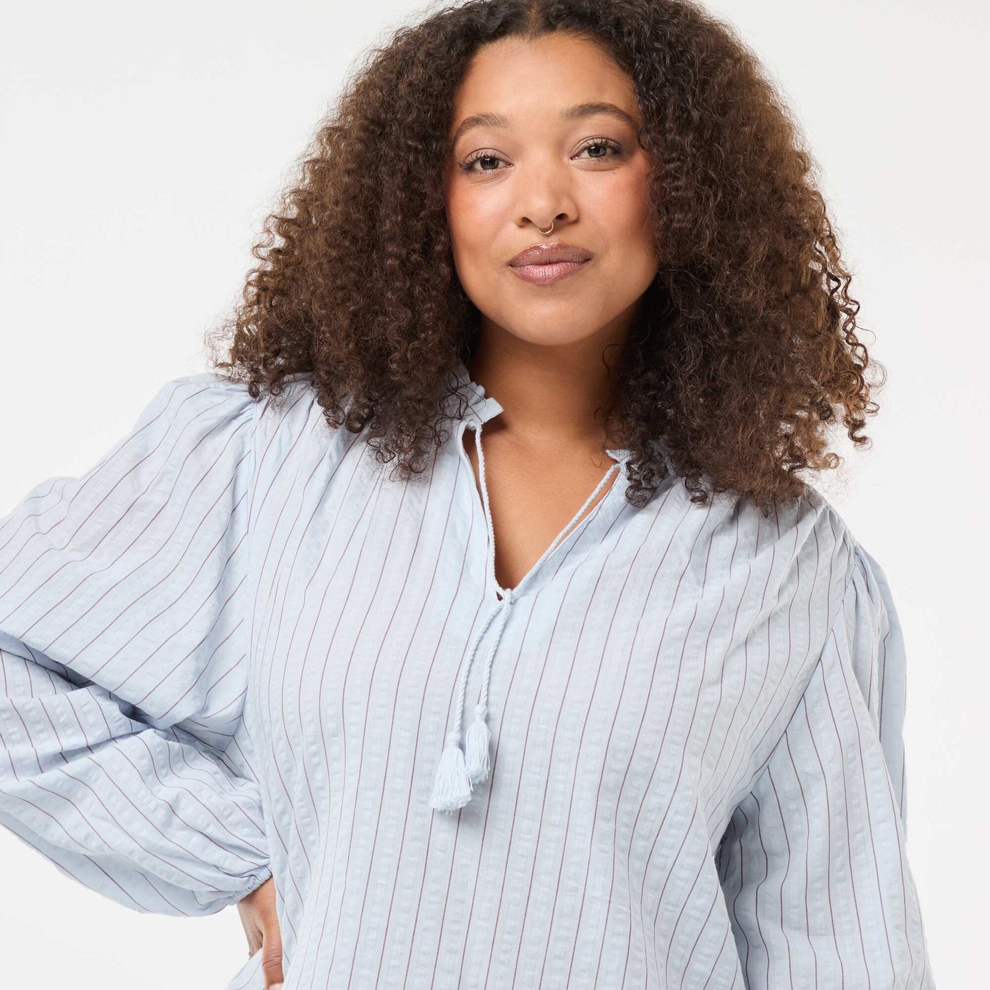 Blusa fluida de rayas finas AZUL