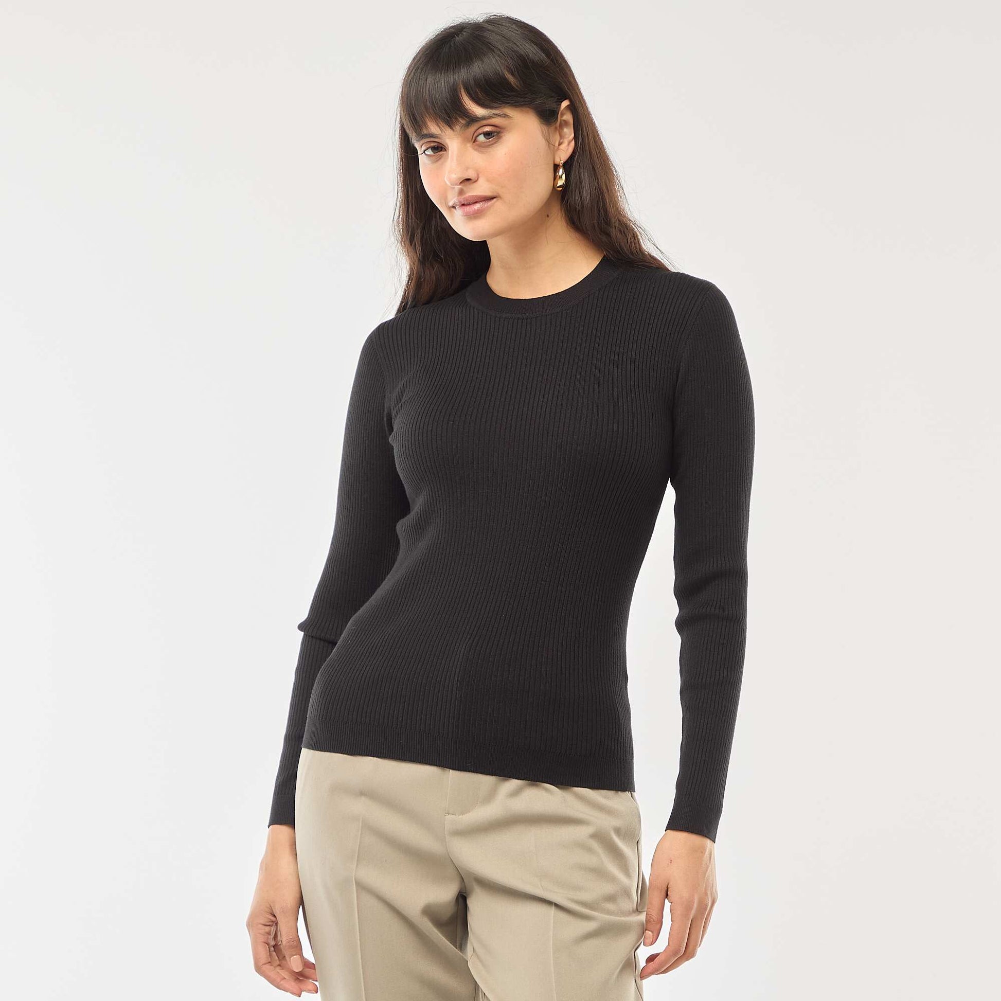 Sweater de cuello redondo en canalé liso NEGRO