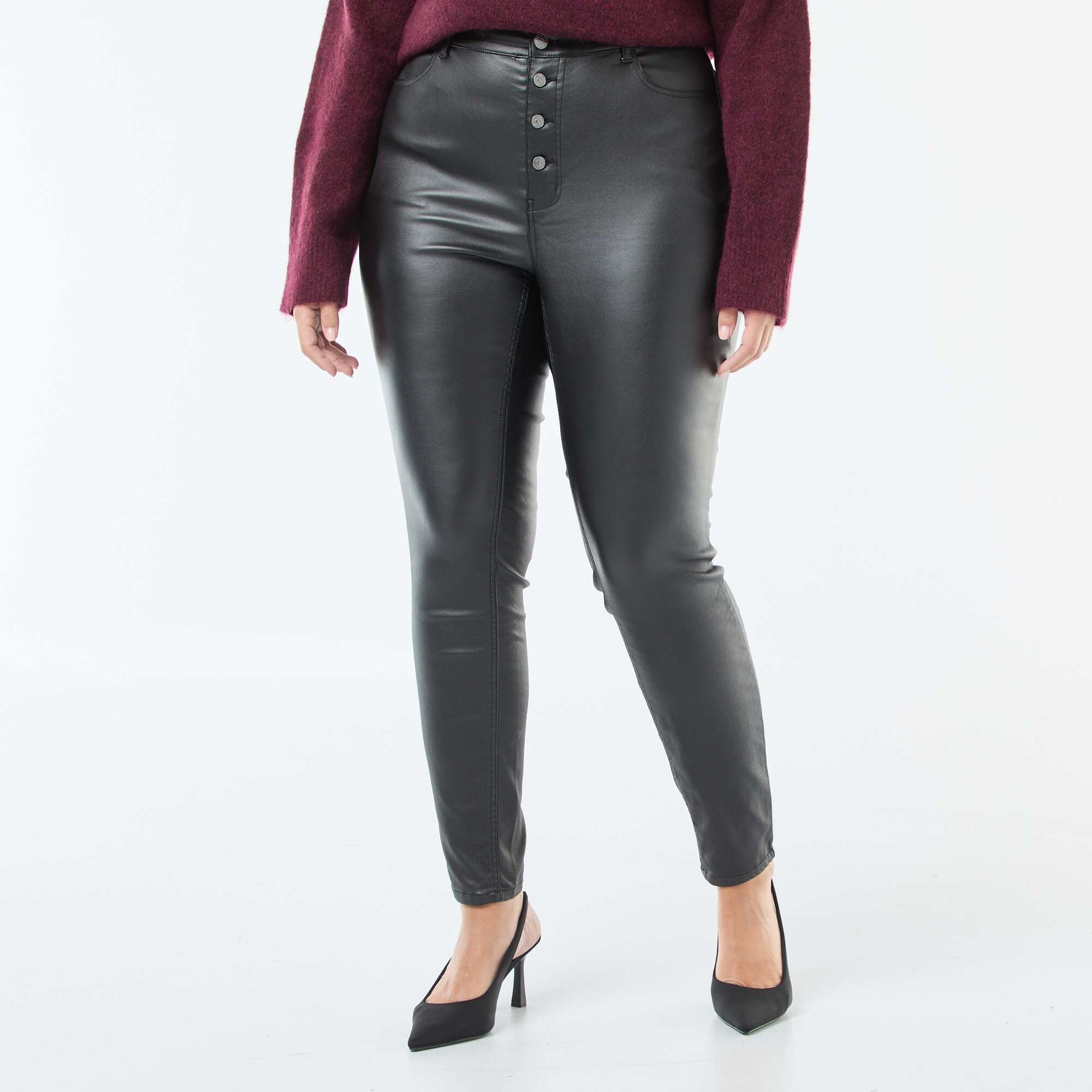 Pantalón recto de material satinado NEGRO