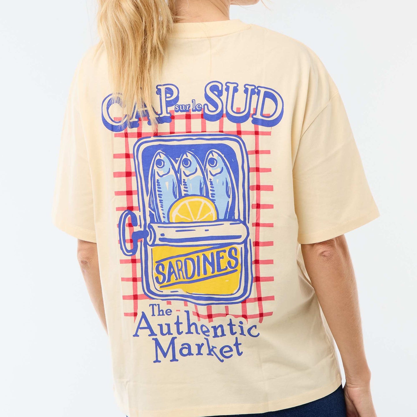 Camiseta oversize con mensaje AMARILLO