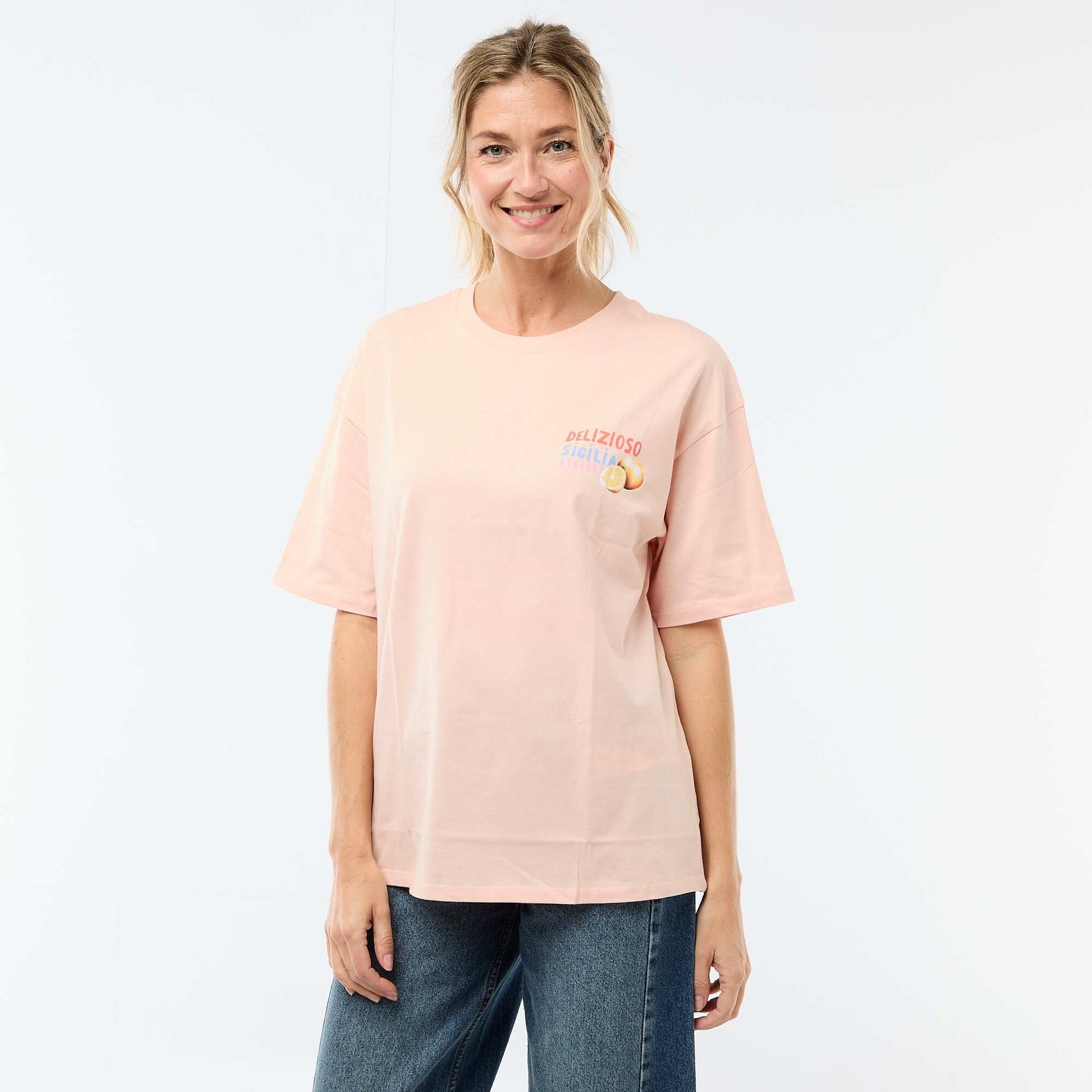 Camiseta oversize con mensaje BLANCO