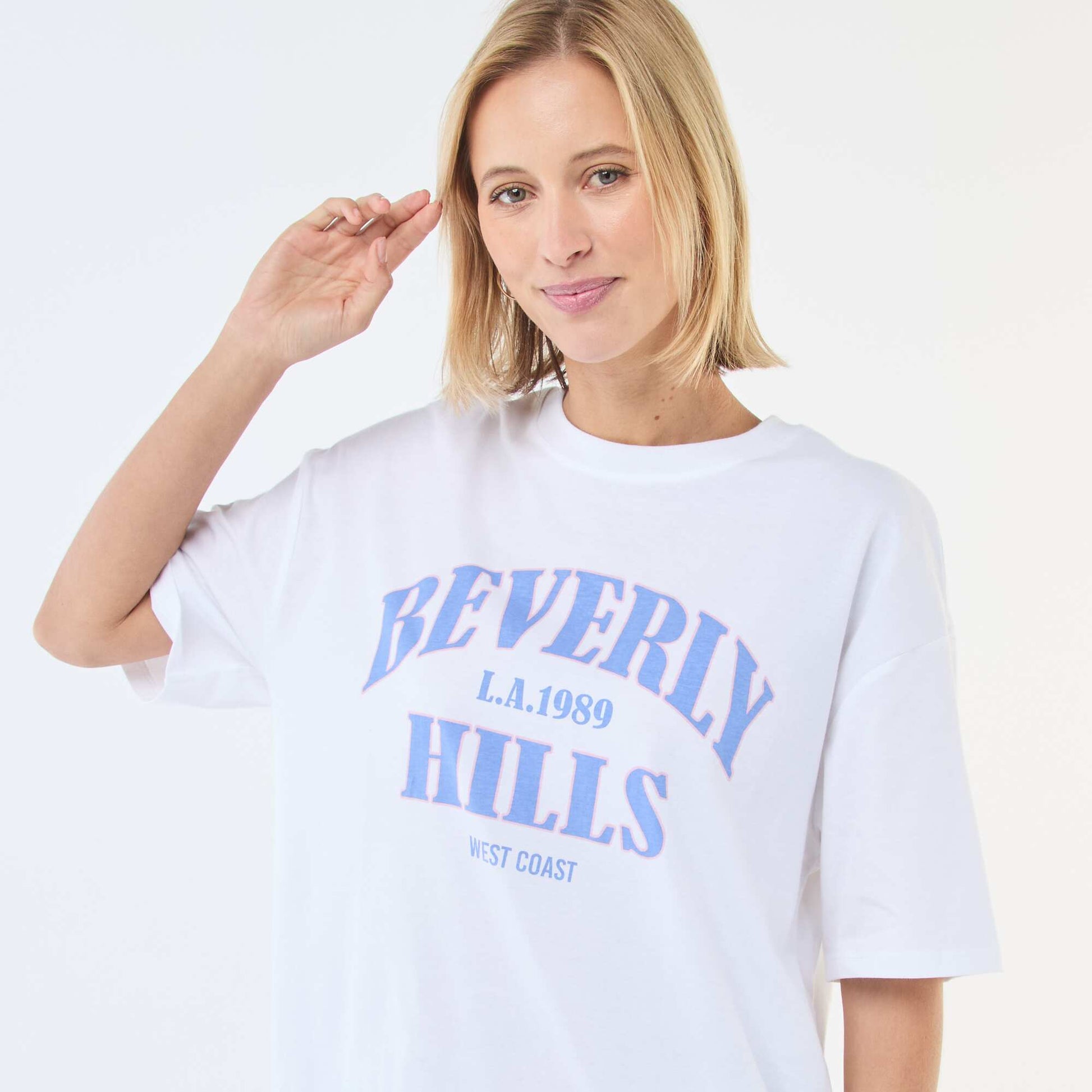 Camiseta oversize con mensaje AZUL