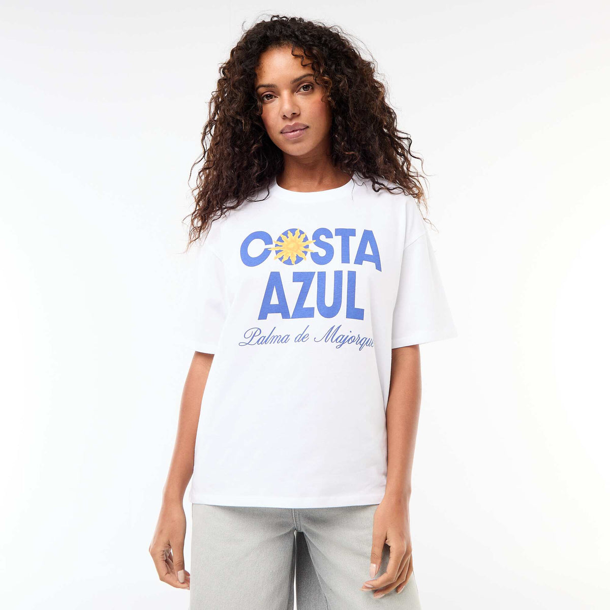 Camiseta oversize con mensaje BLANCO