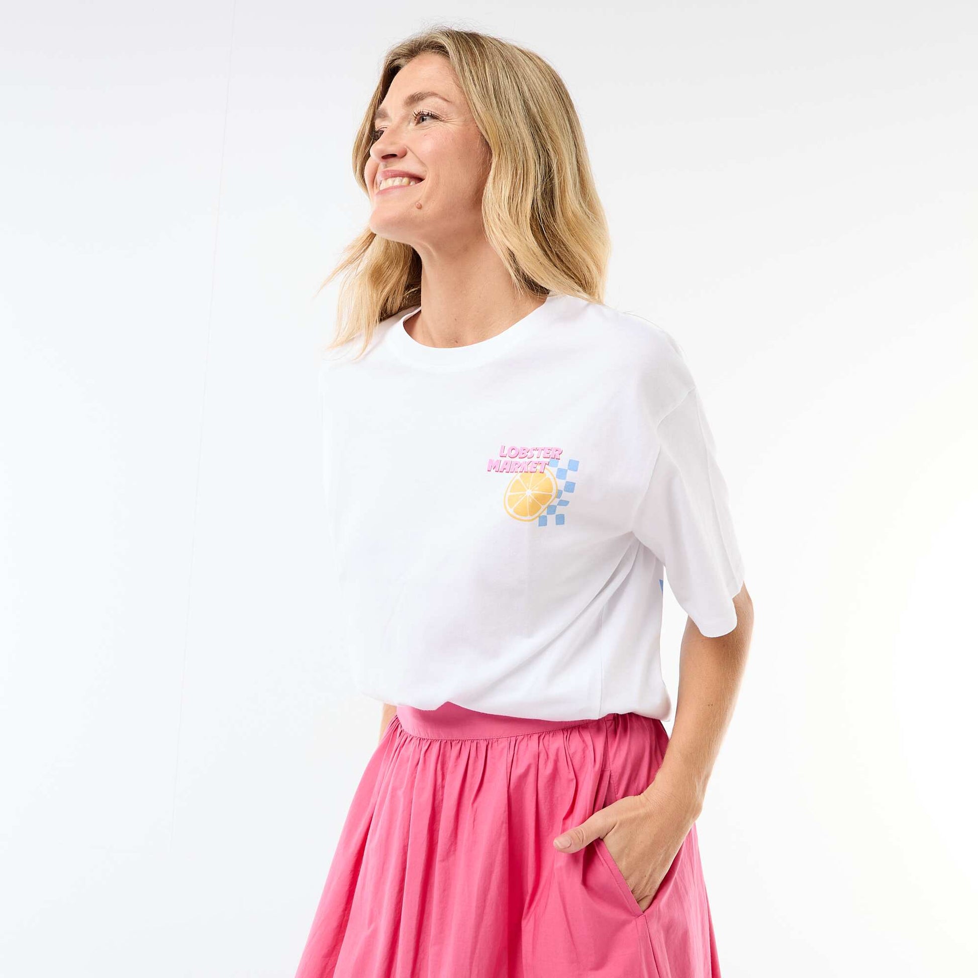 Camiseta oversize con mensaje BLANCO