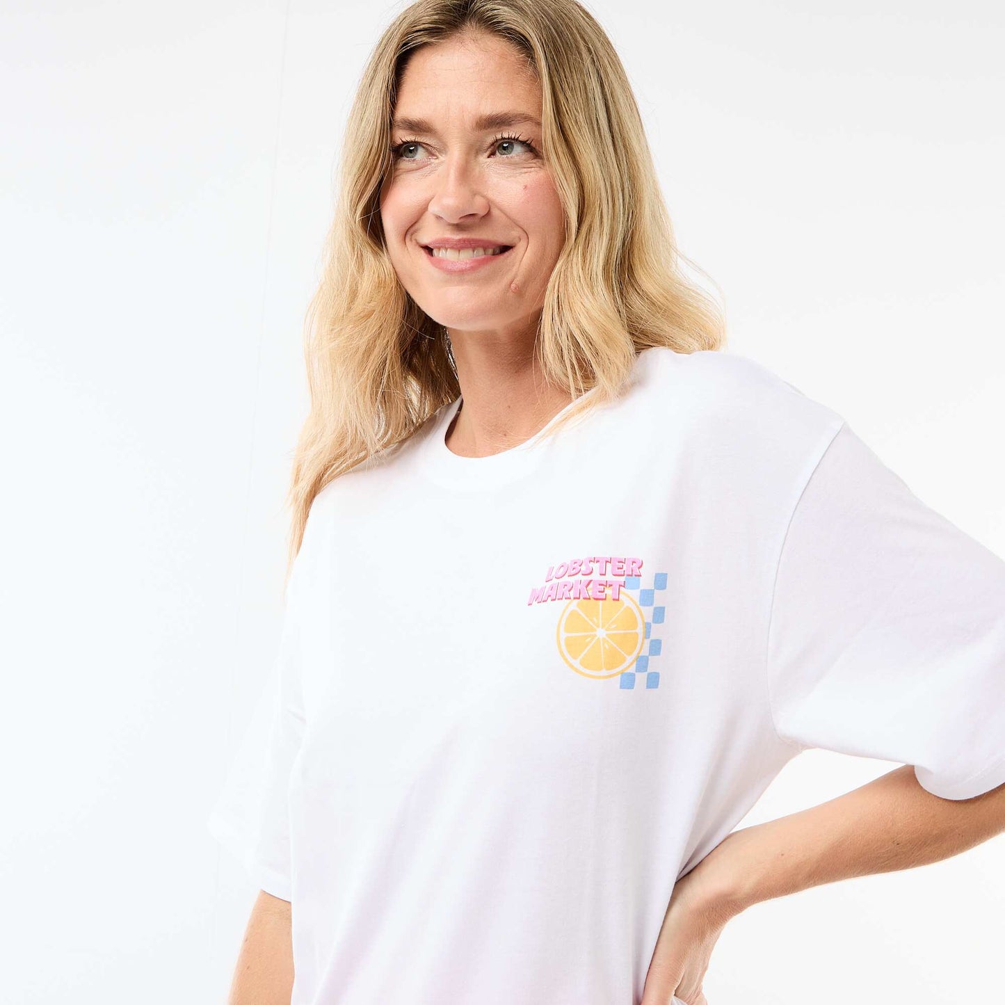 Camiseta oversize con mensaje BLANCO