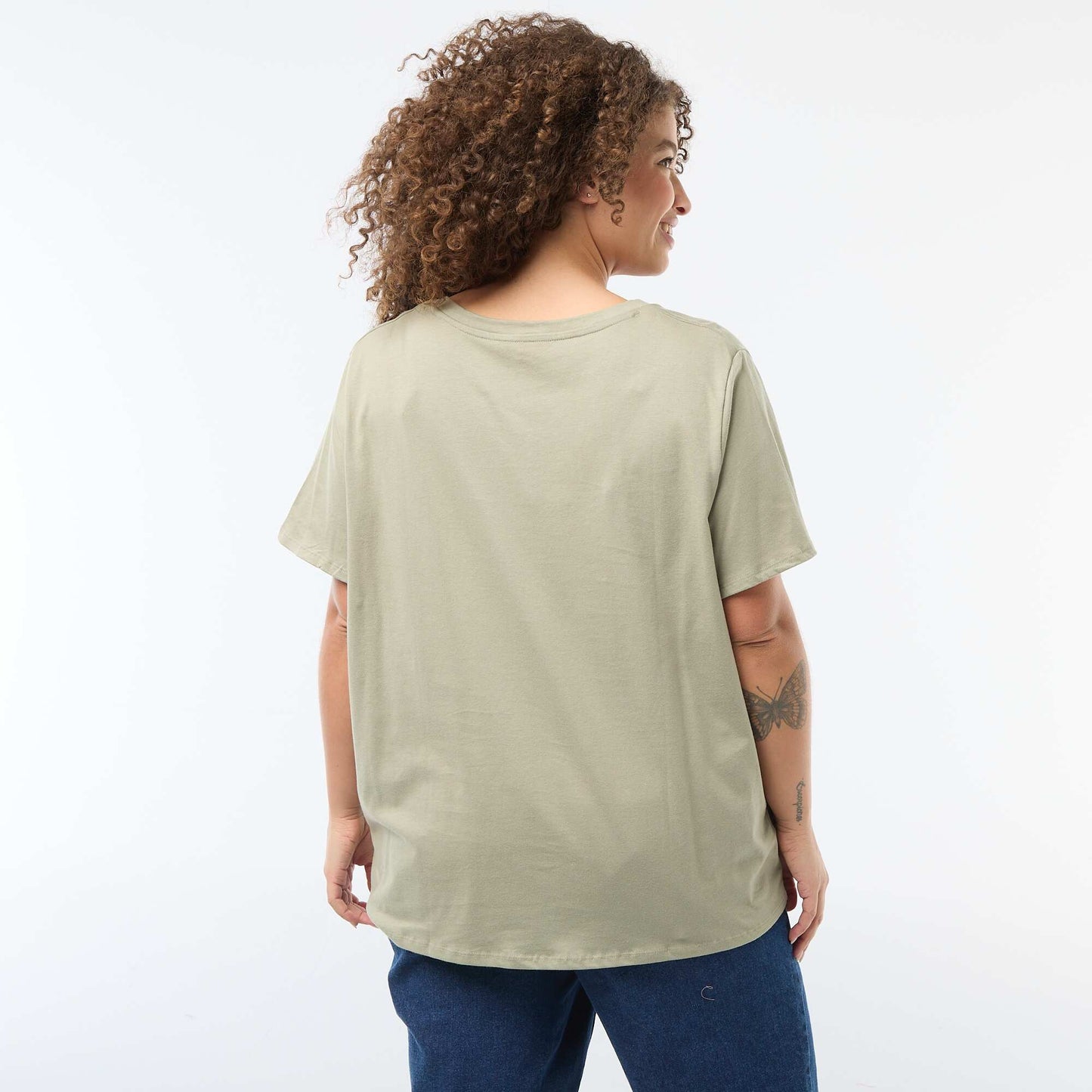 Camiseta básica de manga corta y cuello en pico VERDE