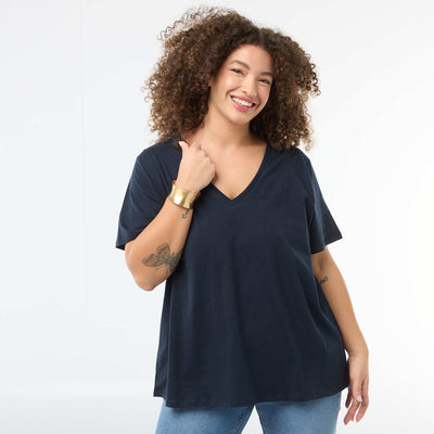 Camiseta básica de manga corta y cuello en pico AZUL