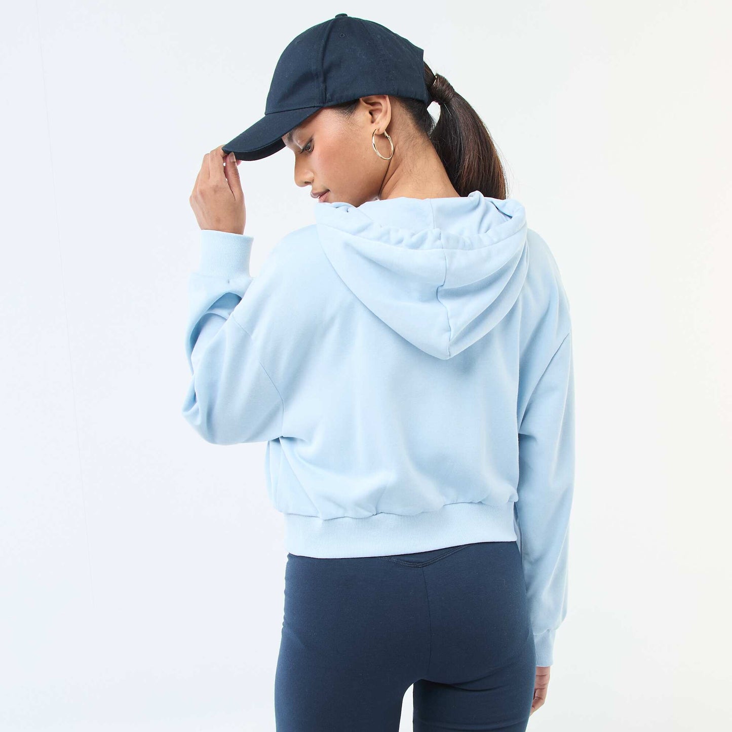 Buzo con capucha crop top AZUL