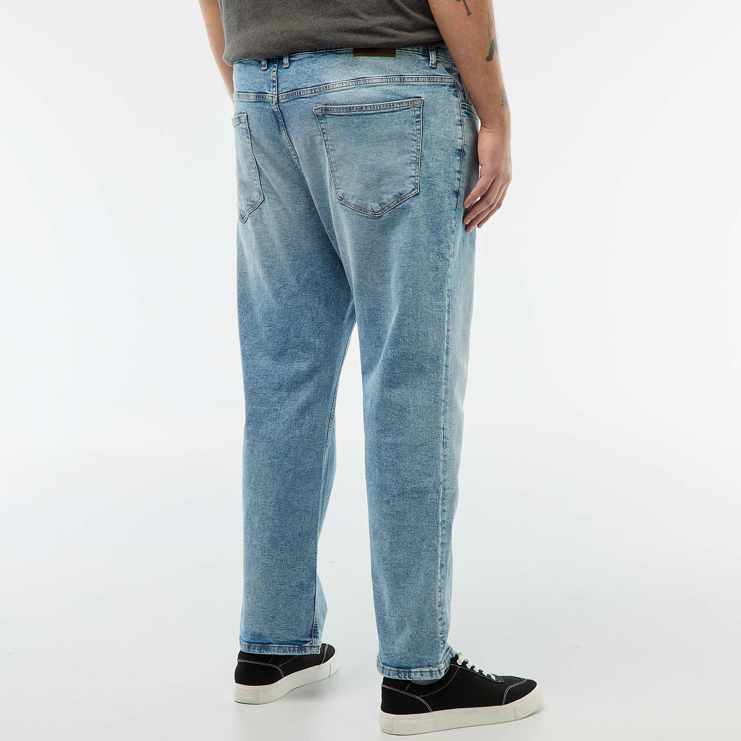 Jean regular / corte recto con 5 bolsillos AZUL