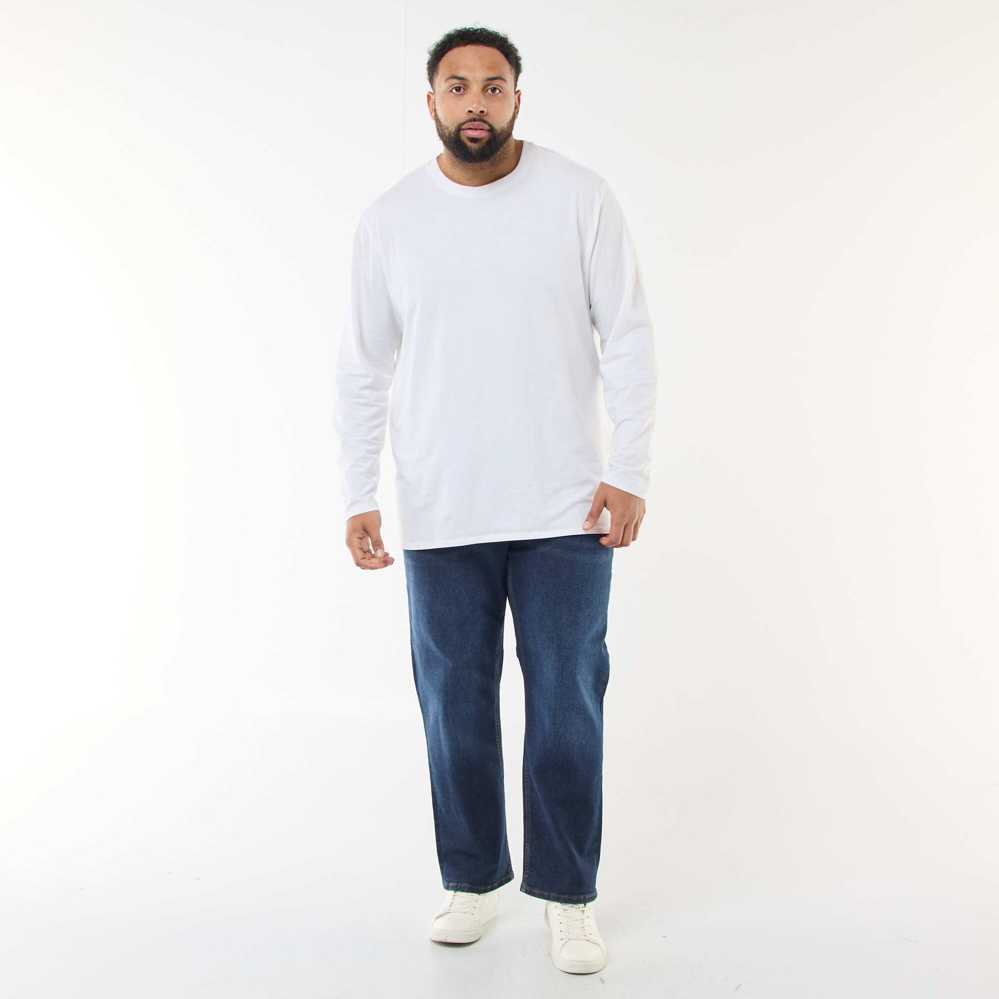 Jean regular / corte recto con 5 bolsillos AZUL
