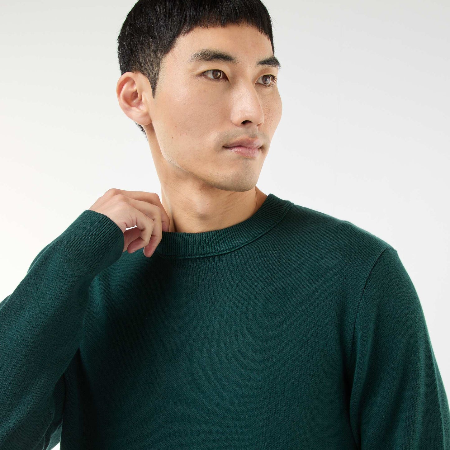 Sweater liso de cuello redondo VERDE
