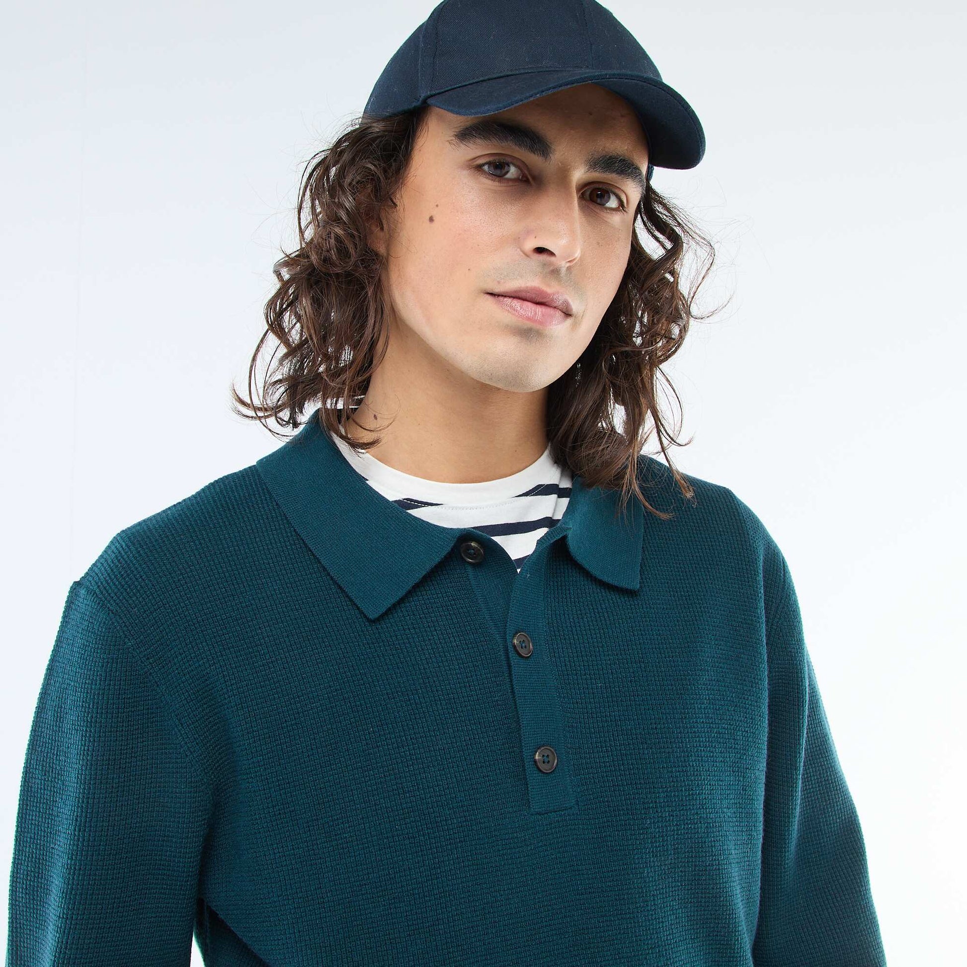 Sweater de punto gofrado con cuello remera AZUL