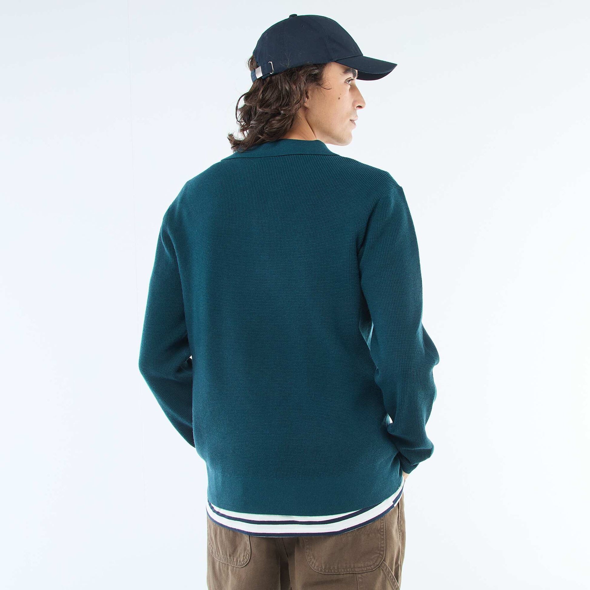 Sweater de punto gofrado con cuello remera AZUL