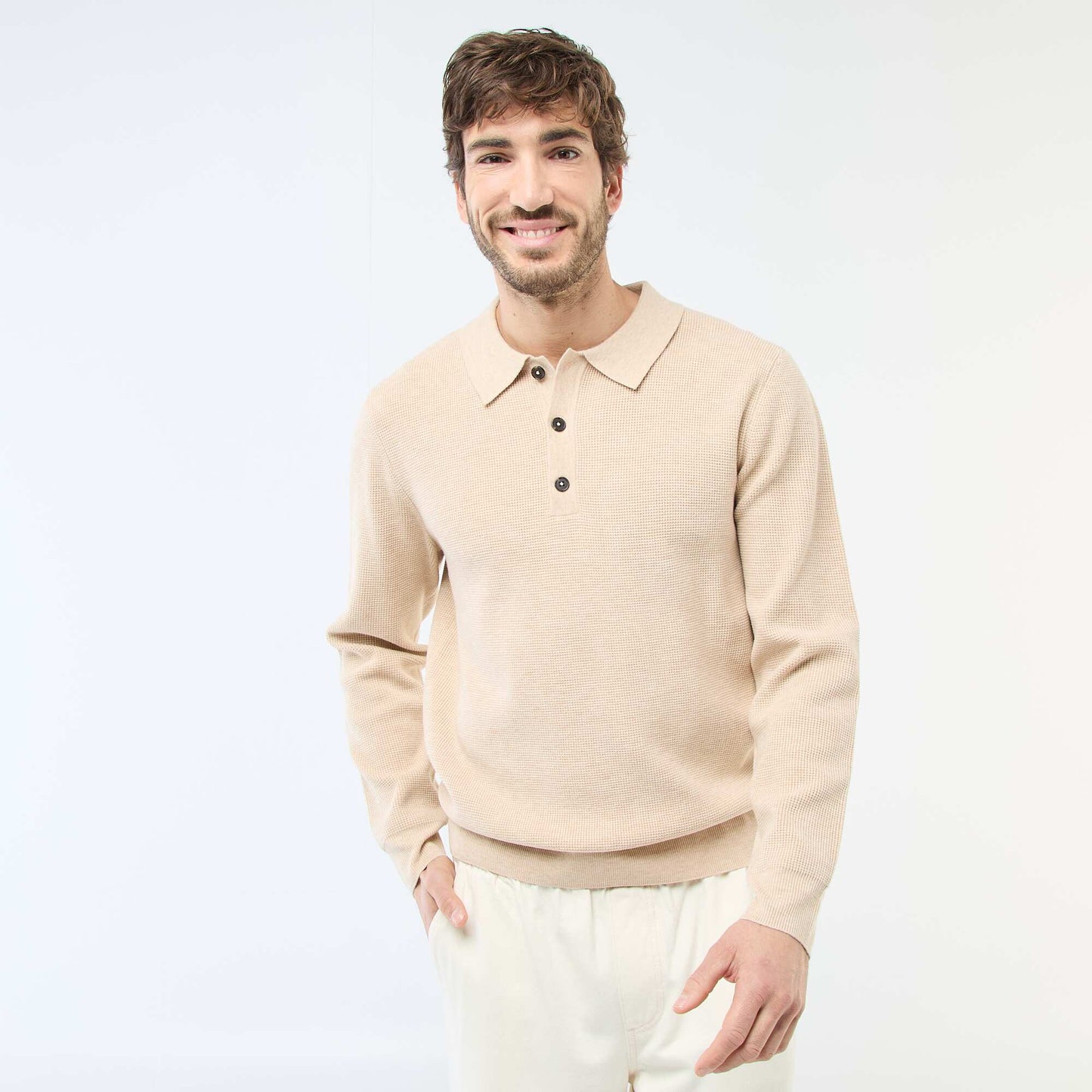 Sweater de punto gofrado con cuello remera BEIGE