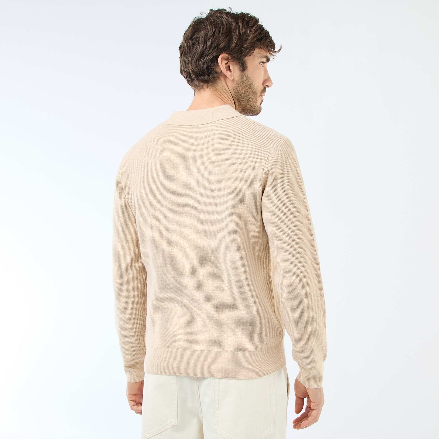 Sweater de punto gofrado con cuello remera BEIGE