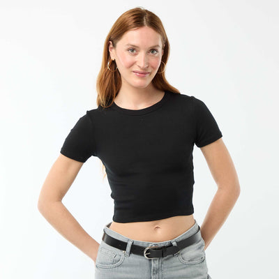 Camiseta crop básica NEGRO