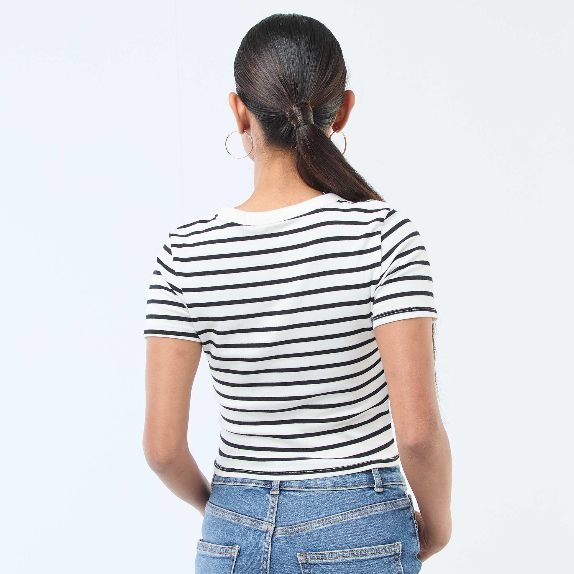 Camiseta estampada de manga corta con diseño BLANCO