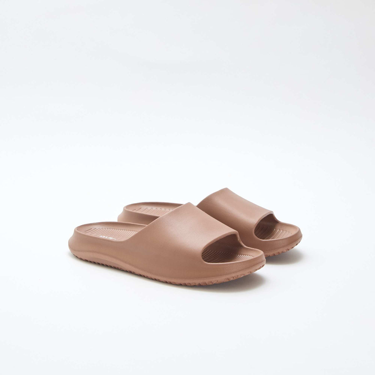 Chanclas de piscina con plataforma MARRON