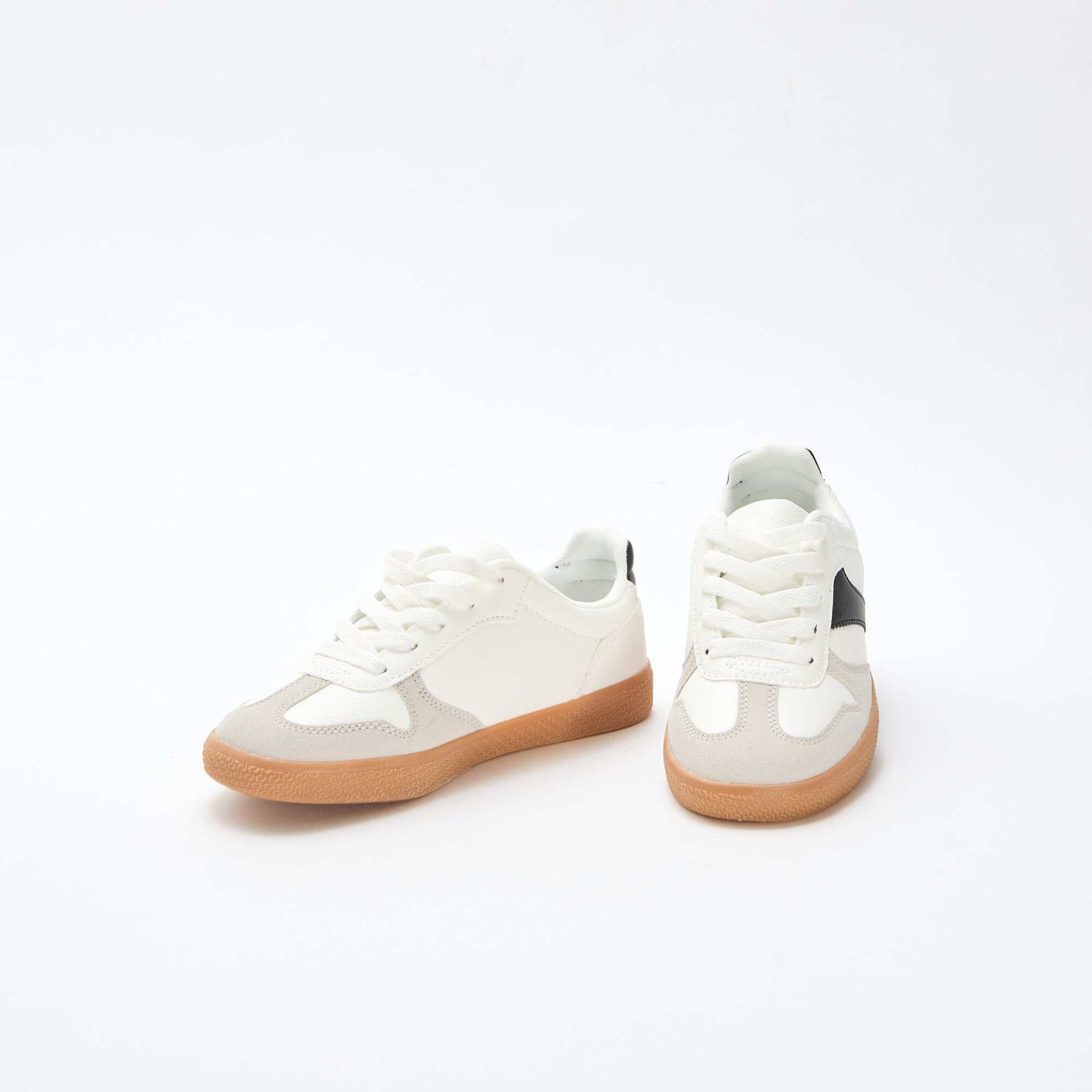 Zapatillas bajas de ante con pieza contrastada BLANCO