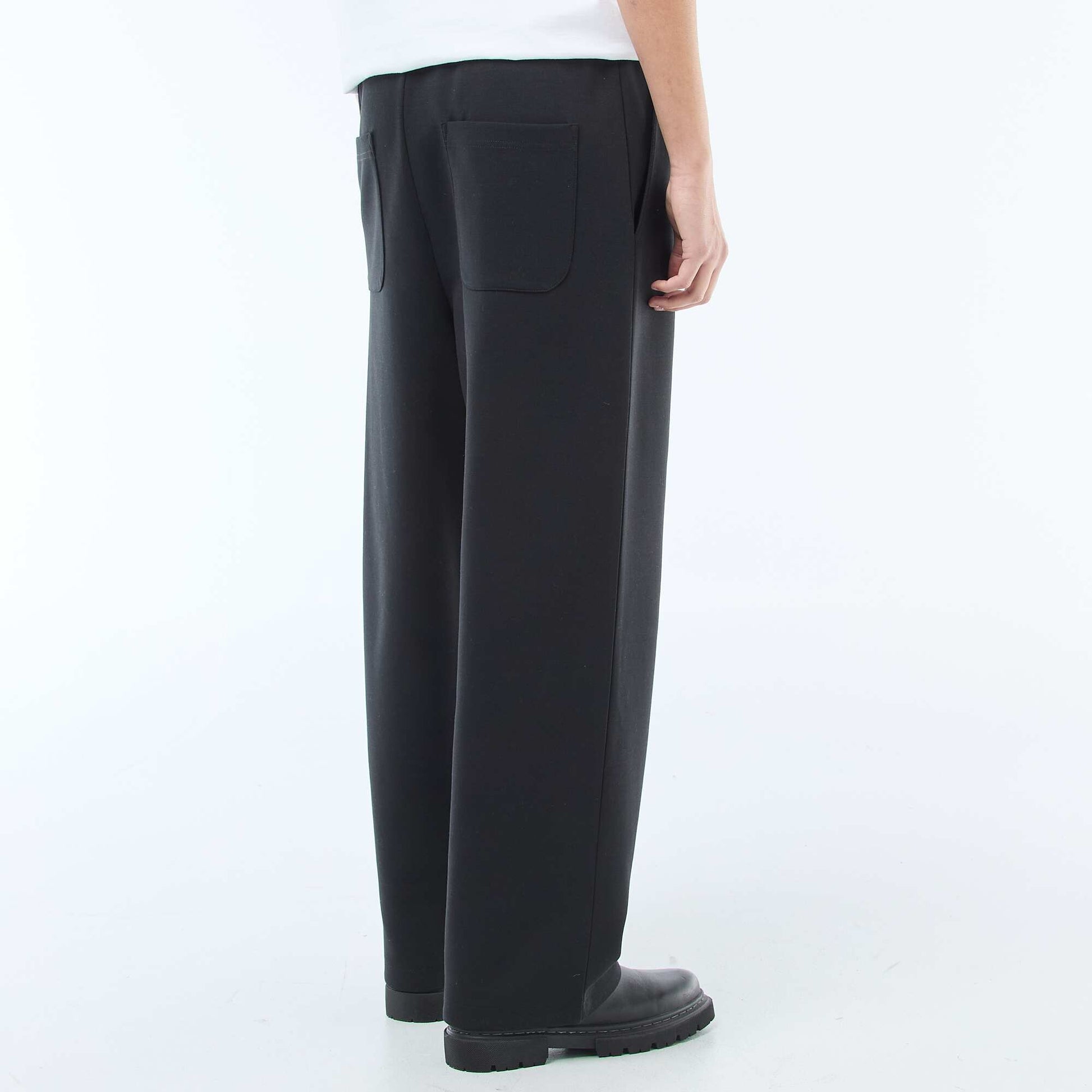 Pantalón ancho estilo jogging NEGRO