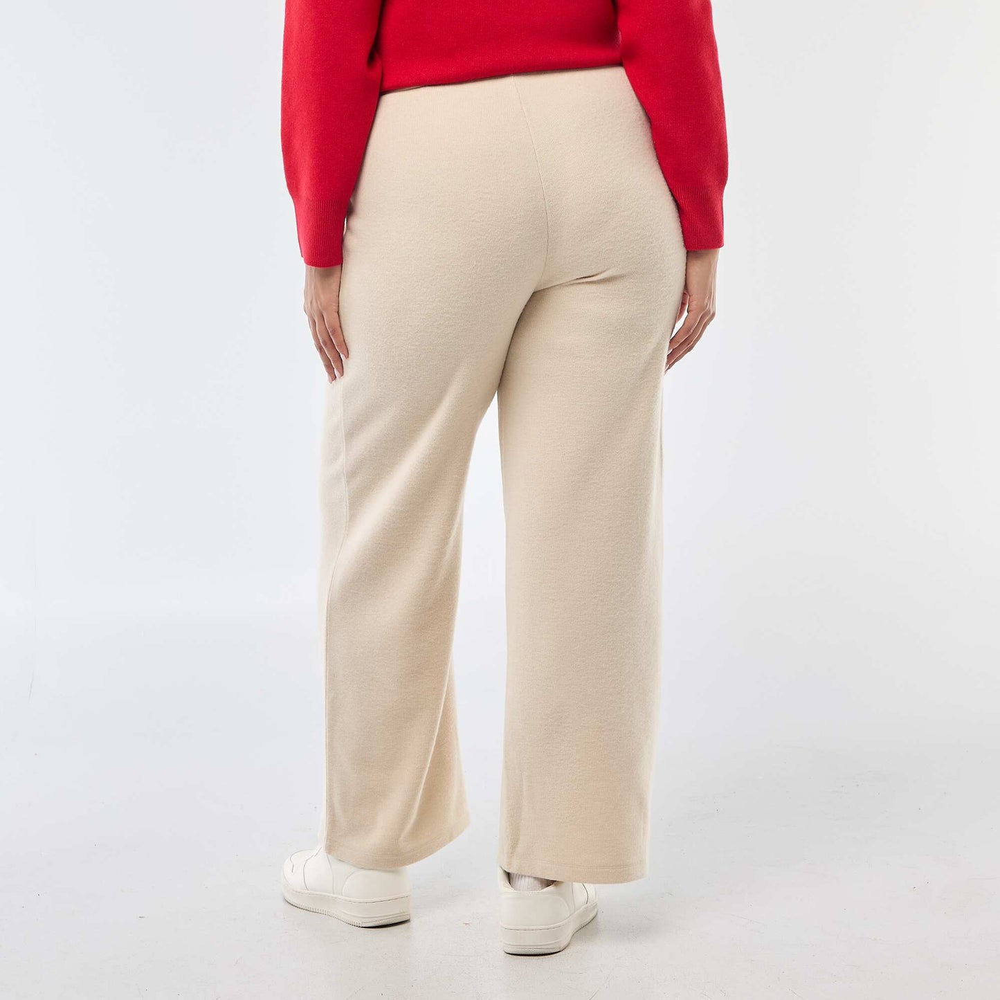 Pantalón cómodo de punto canalé BEIGE