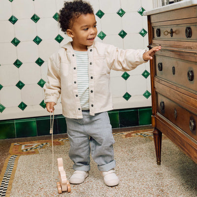 Jean ancho con cintura ajustable GRIS