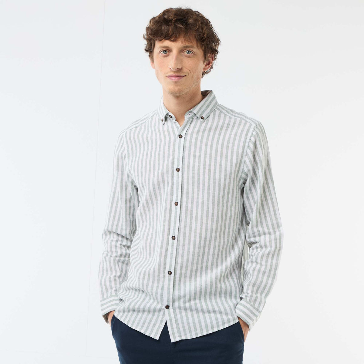 Camisa de lino y algodón a rayas VERDE
