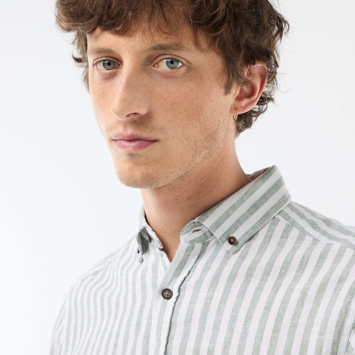 Camisa de lino y algodón a rayas VERDE