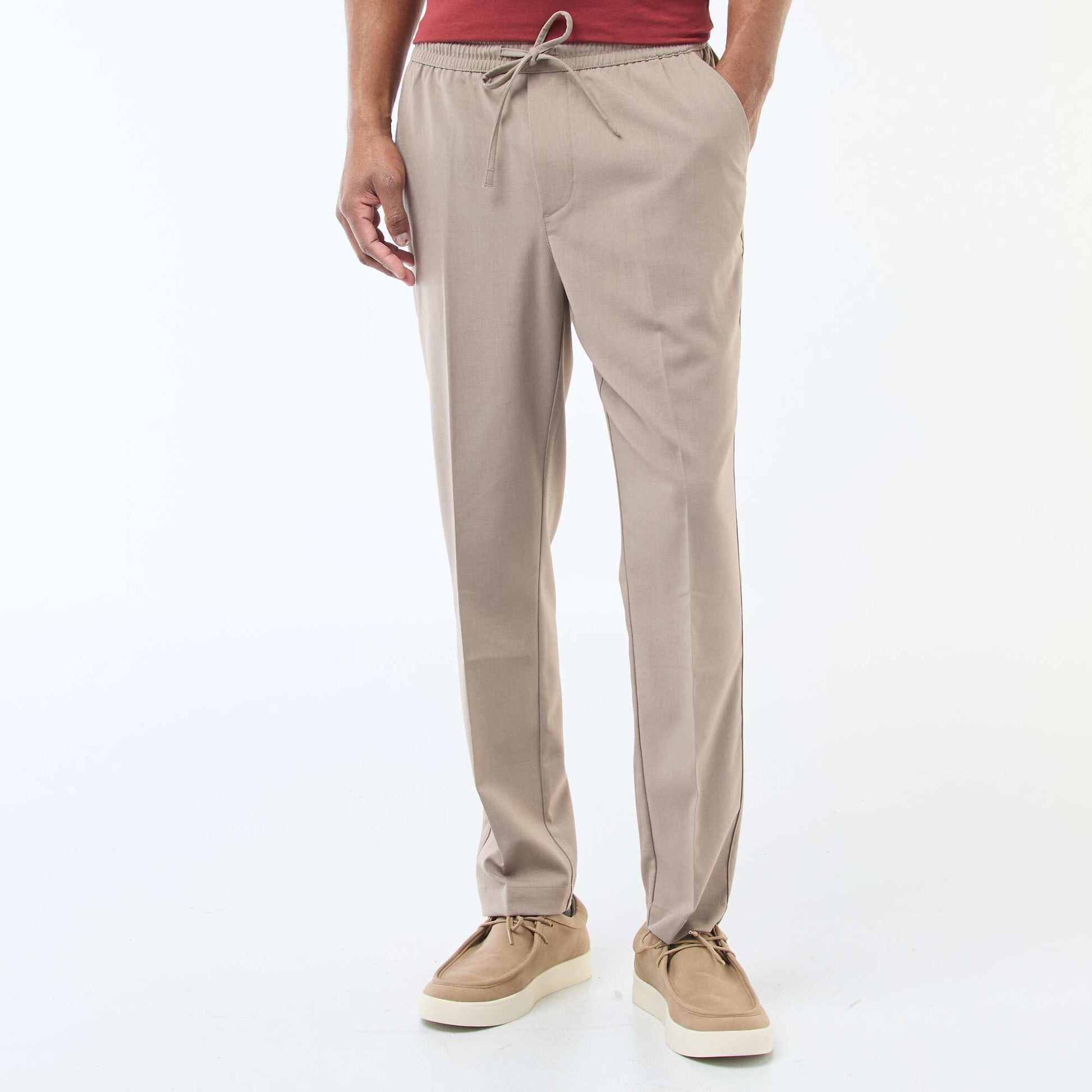Pantalón estilo 'jogger' liso BEIGE