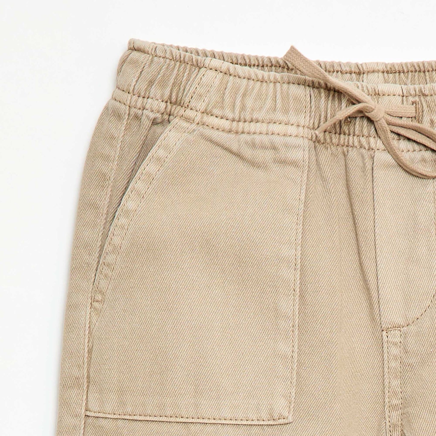 Jogger con cintura elástica y cordón ajustable BEIGE