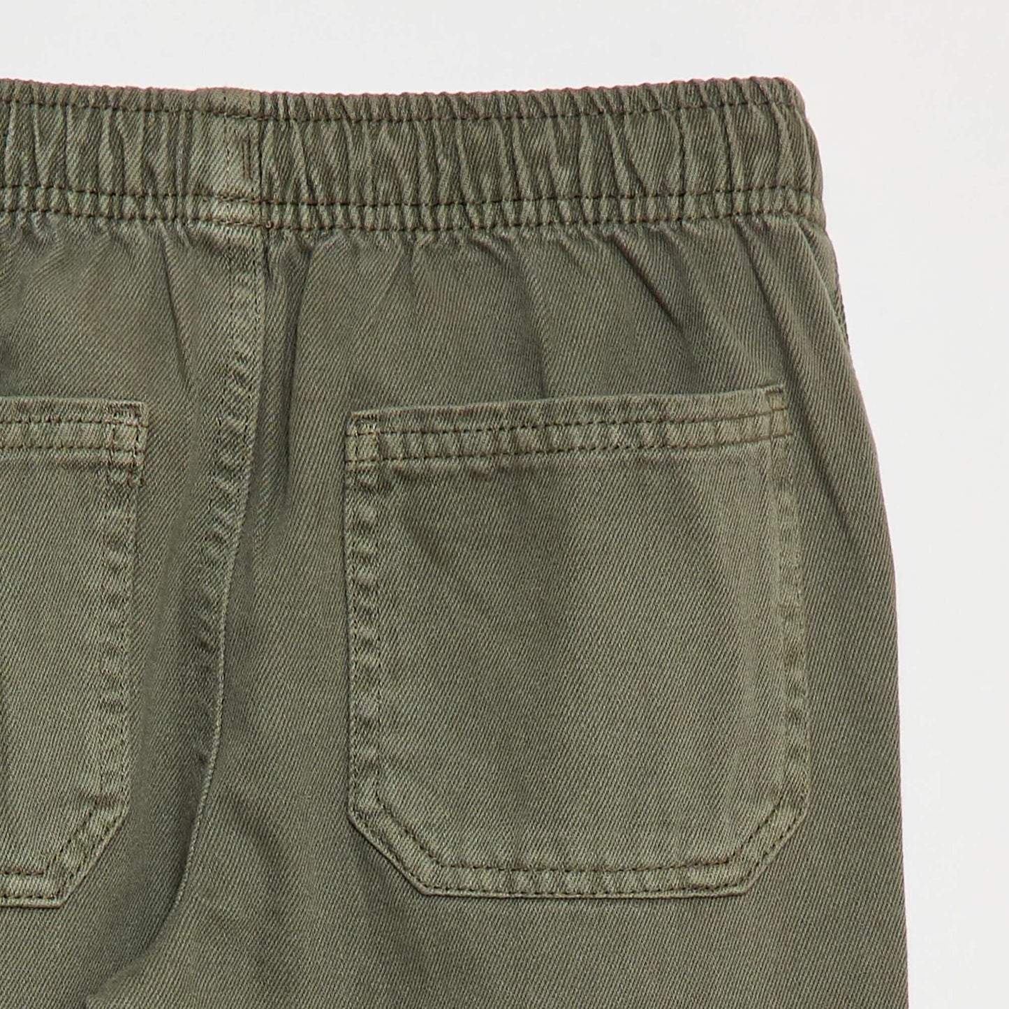 Jogger con cintura elástica y cordón ajustable VERDE